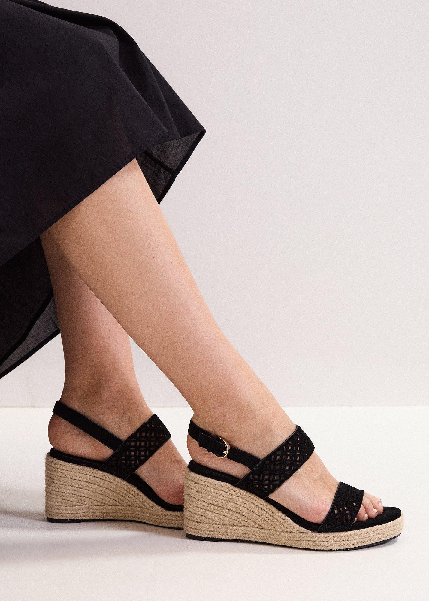 ${product-id}--Black-${view-type}