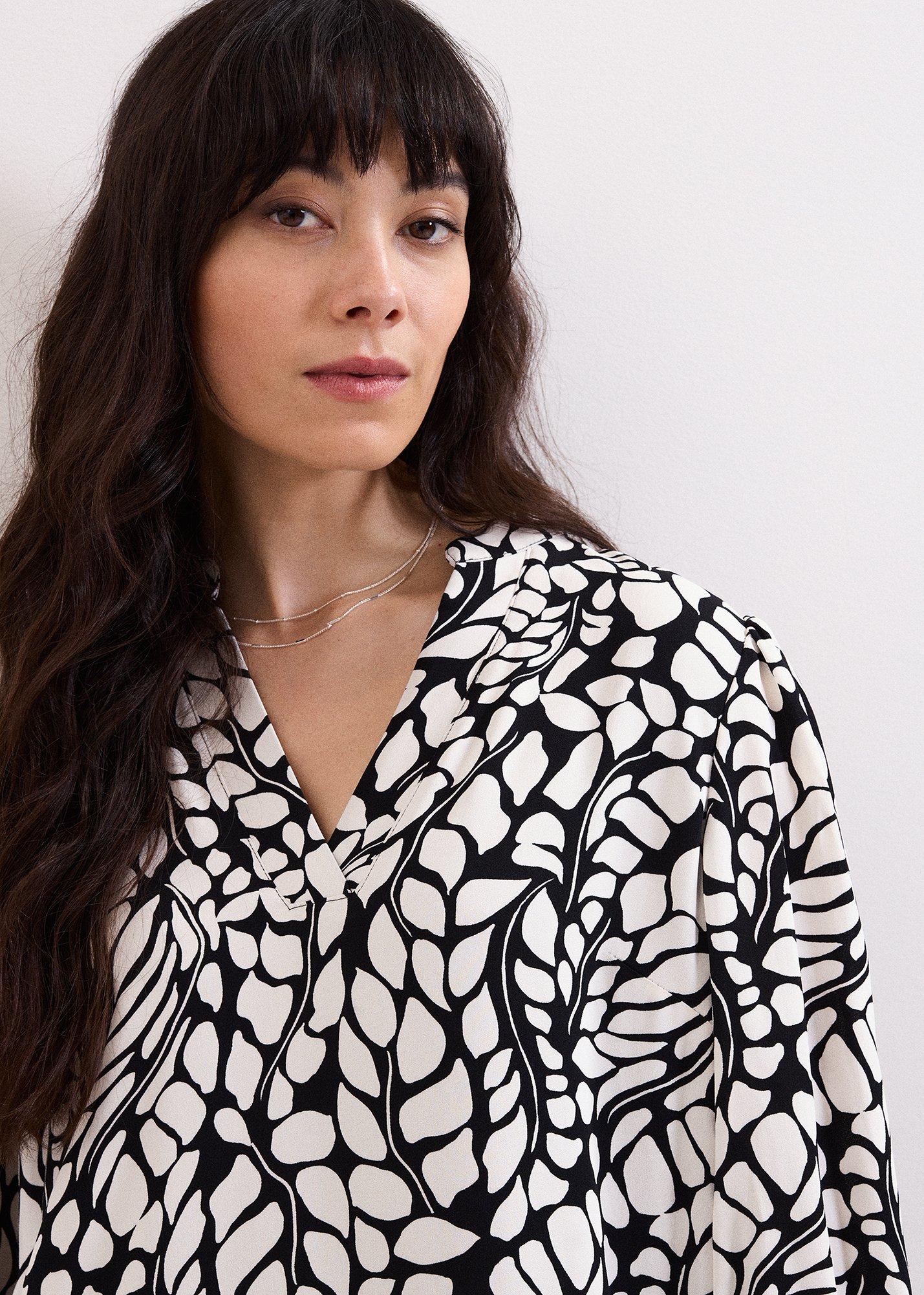 ${product-id}-Milicia Leaf Tunic Dress-Black/Ivory-${view-type}