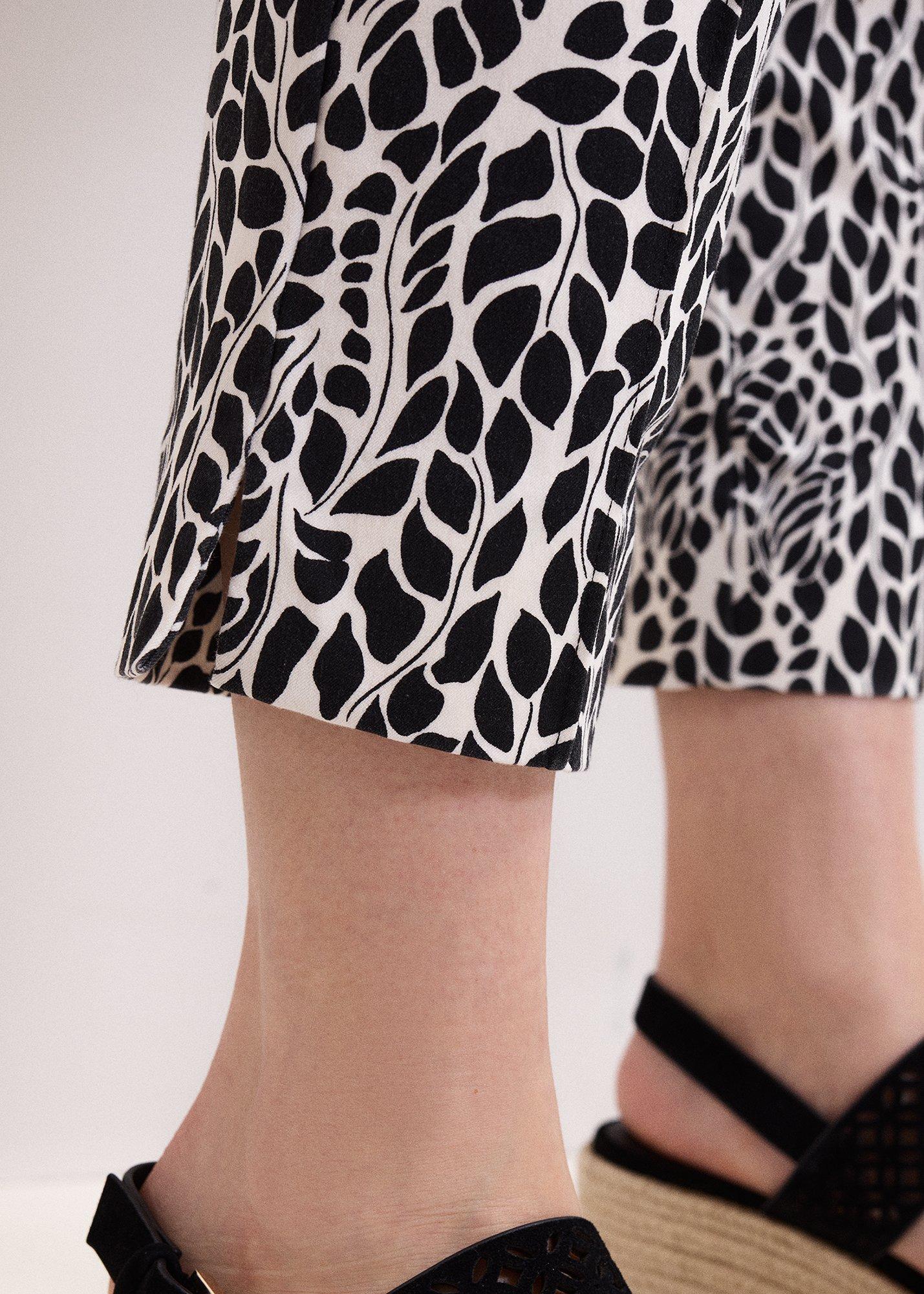 ${product-id}-Carmella Printed Trousers-Black/Ivory-${view-type}