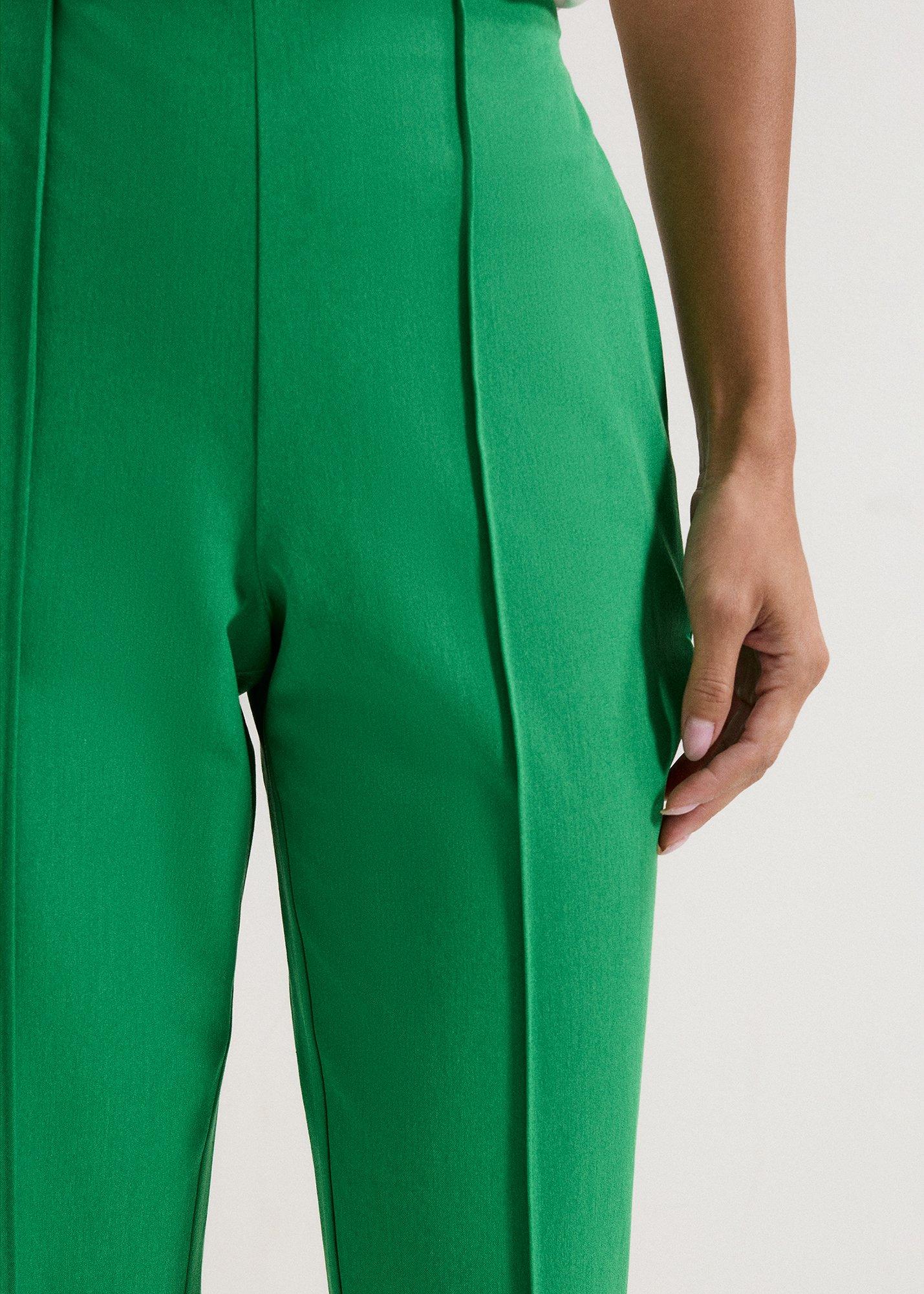 ${product-id}--Green-${view-type}