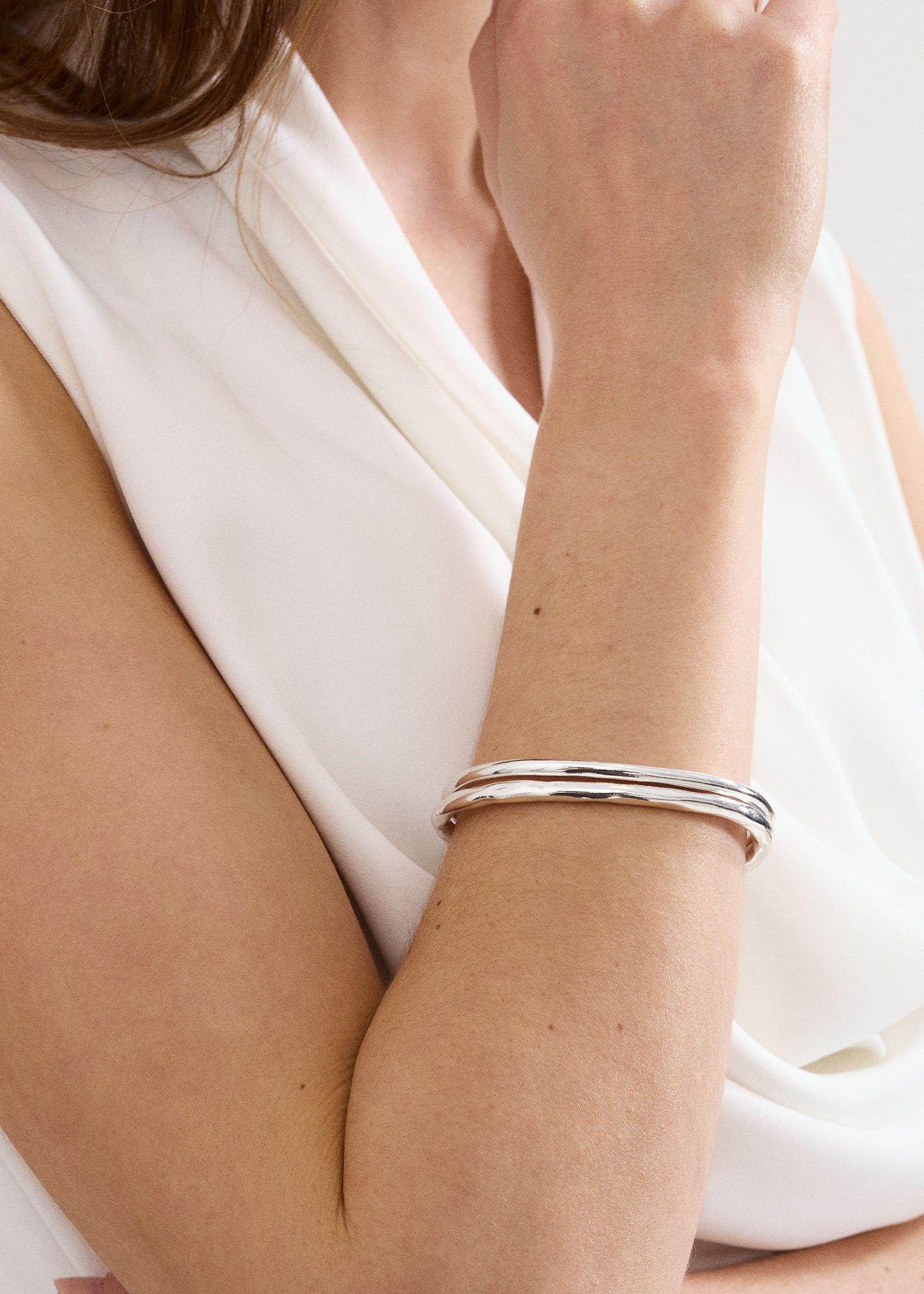 ${product-id}--Silver-${view-type}