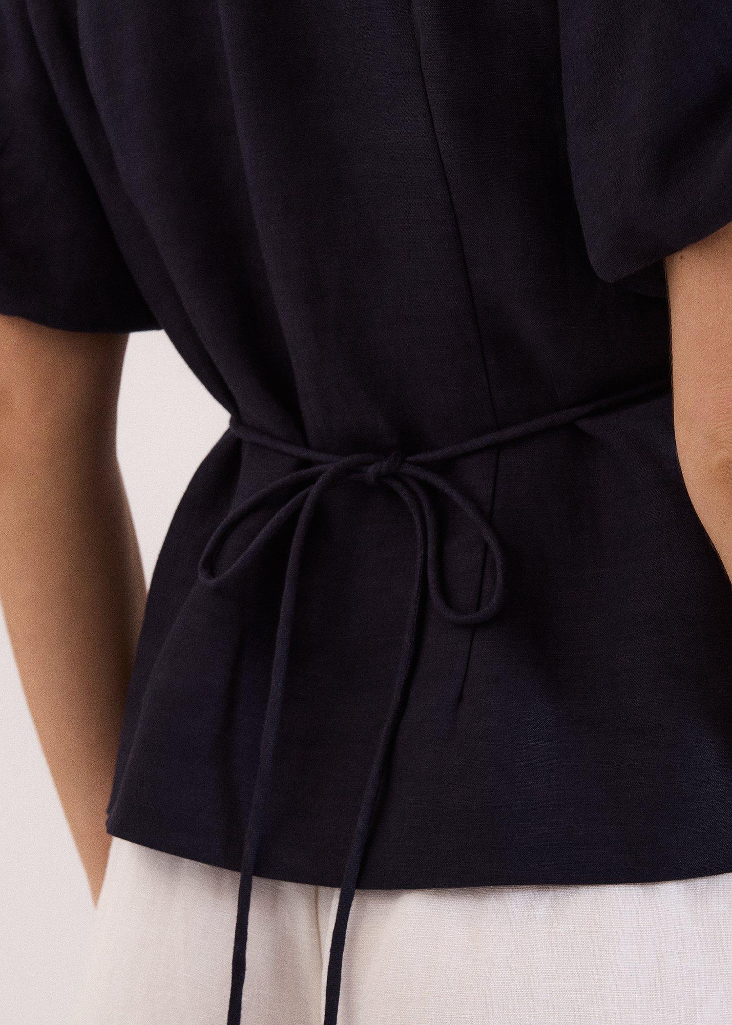 ${product-id}--Navy-${view-type}