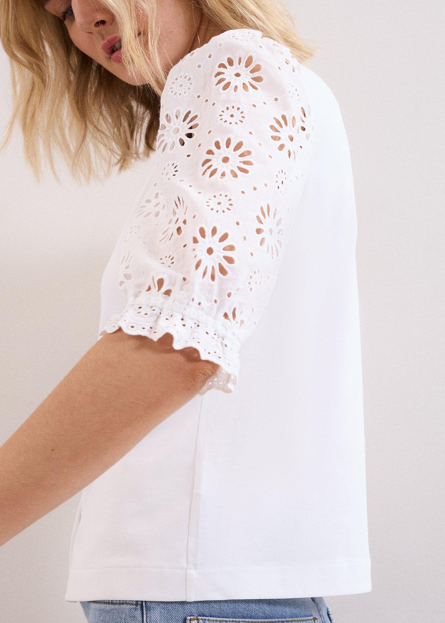${product-id}--White-${view-type}
