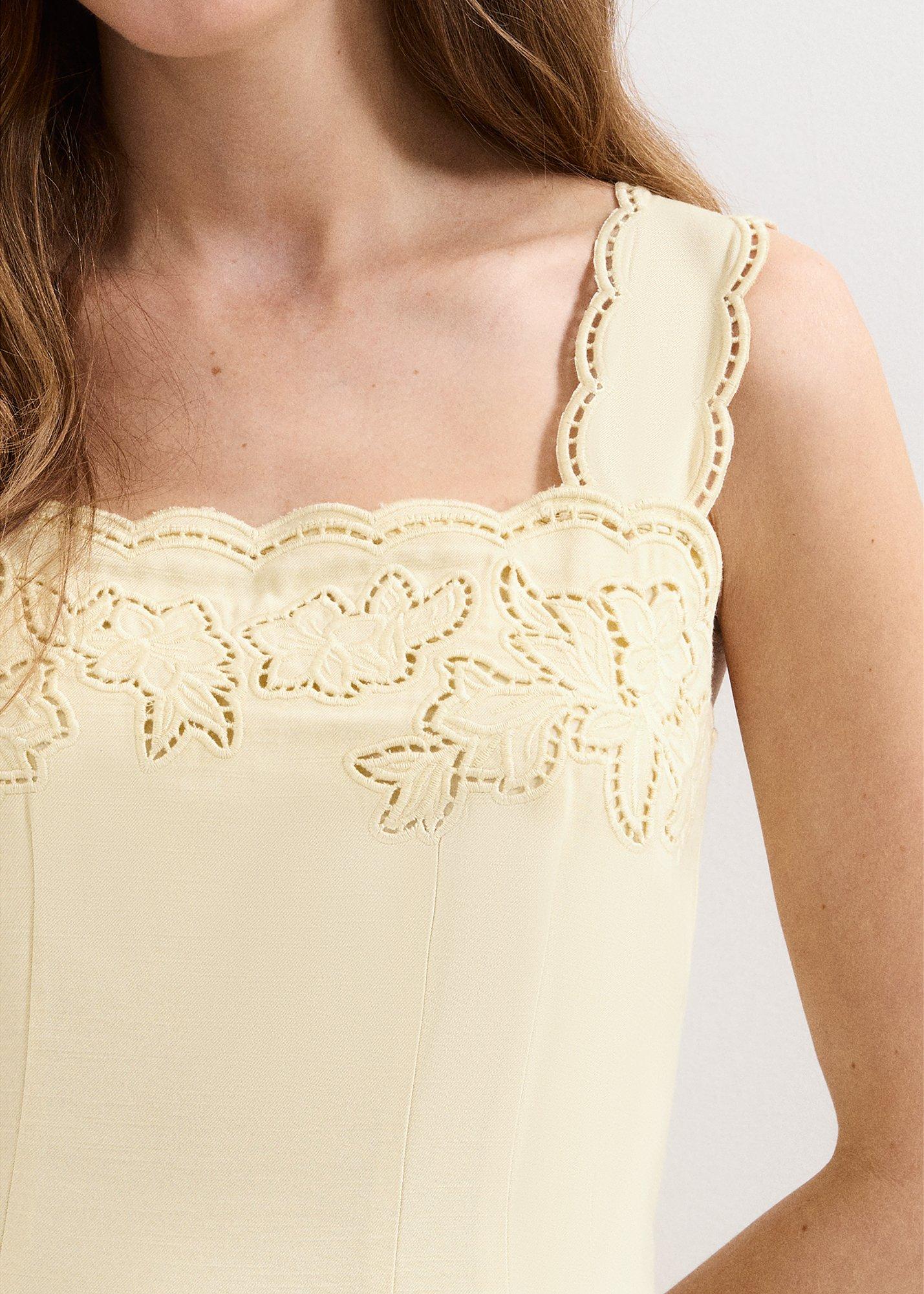 ${product-id}--Pale Yellow-${view-type}
