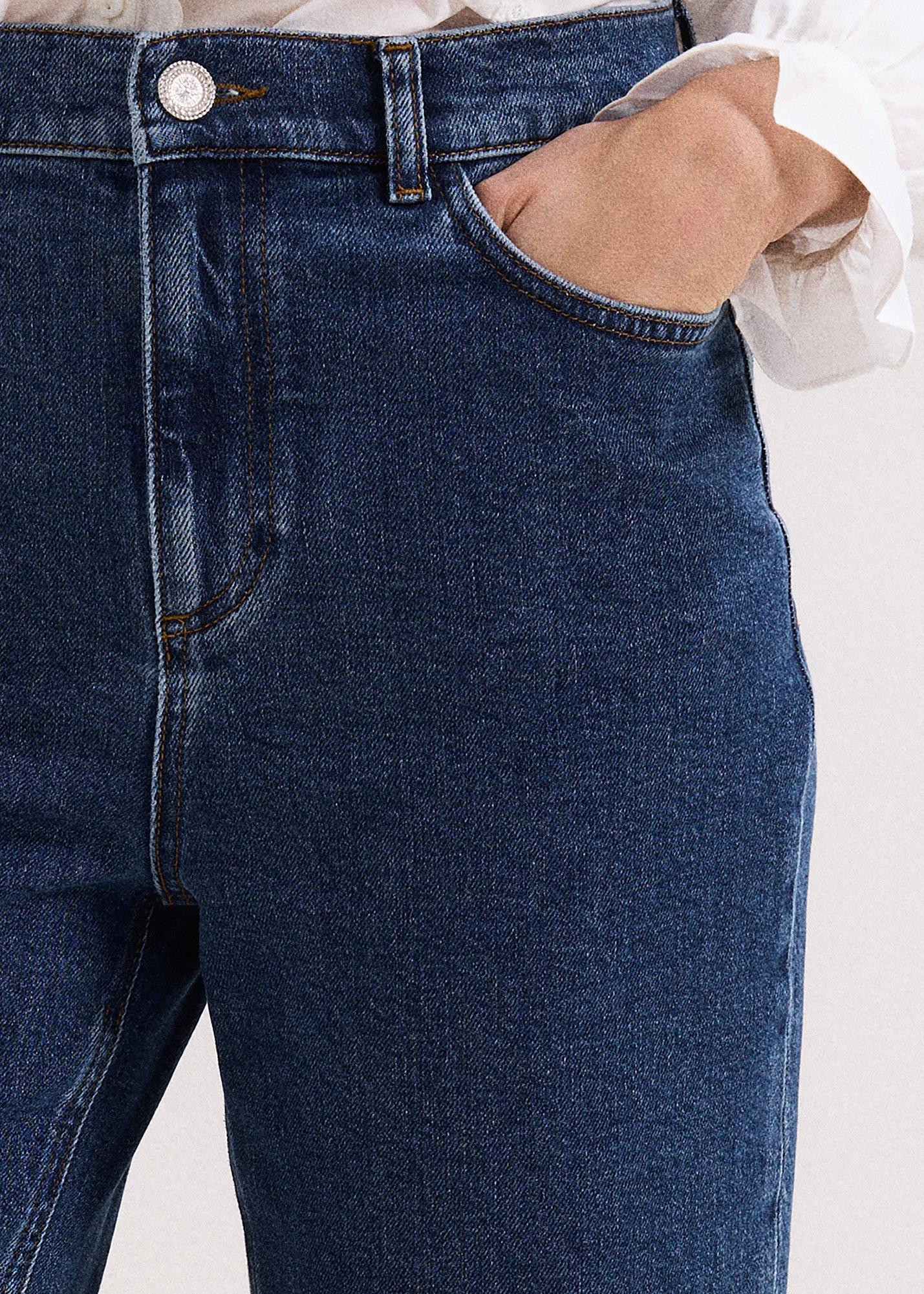 Lexi Authentic Mid Wash Crop Straight Jean  