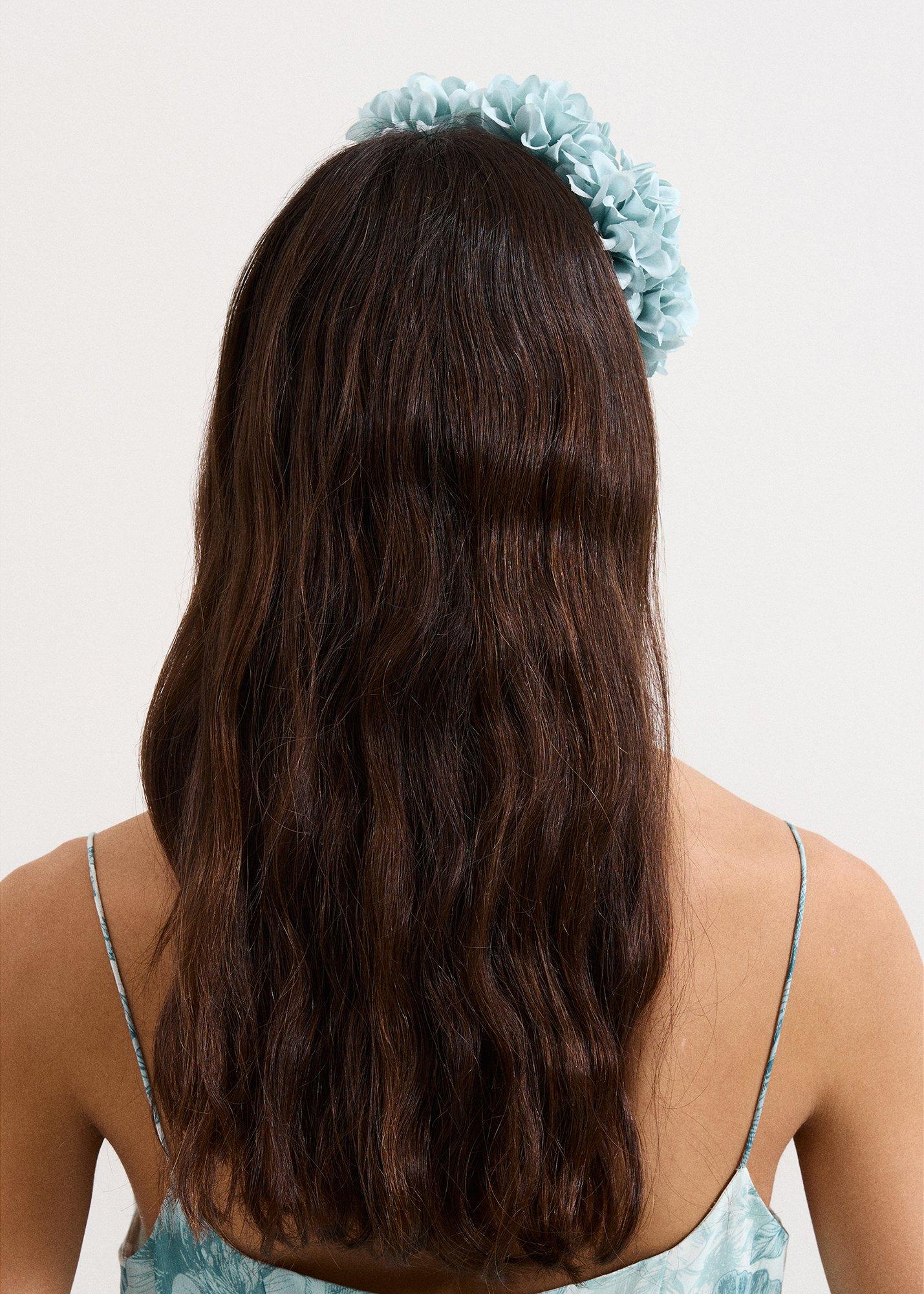 ${product-id}--Pale Green-${view-type}