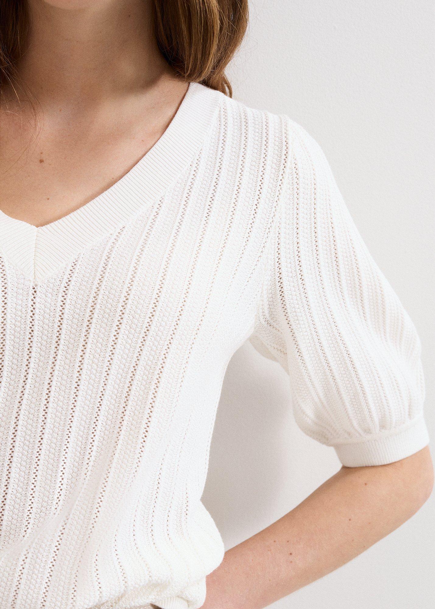 ${product-id}-Lilo Textured Top-Ivory-${view-type}