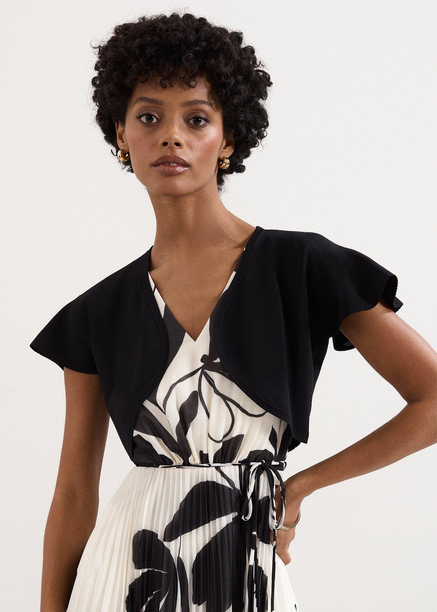 Myra Flutted Sleeve
