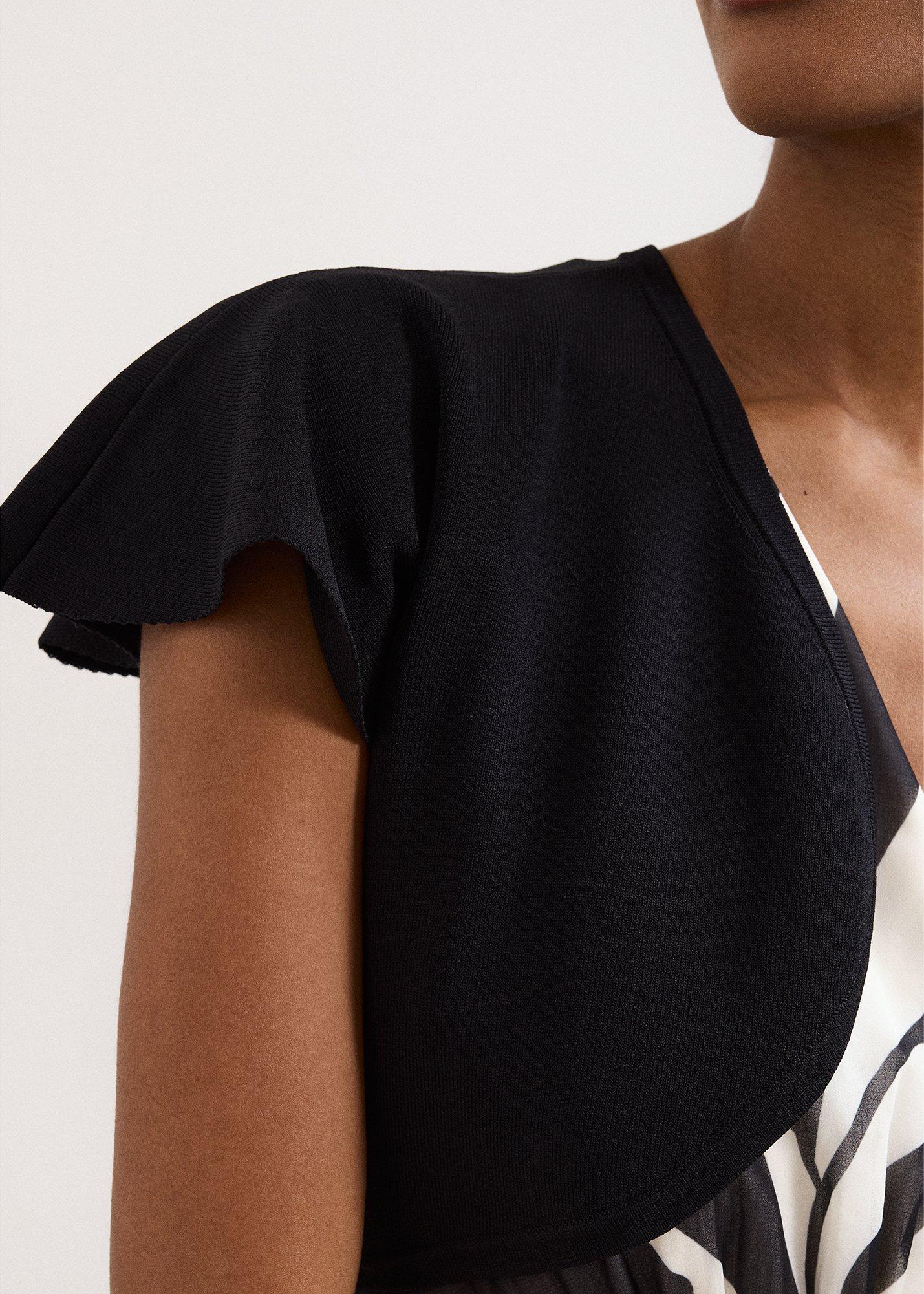 ${product-id}-Myra Flutted Sleeve-Black-${view-type}