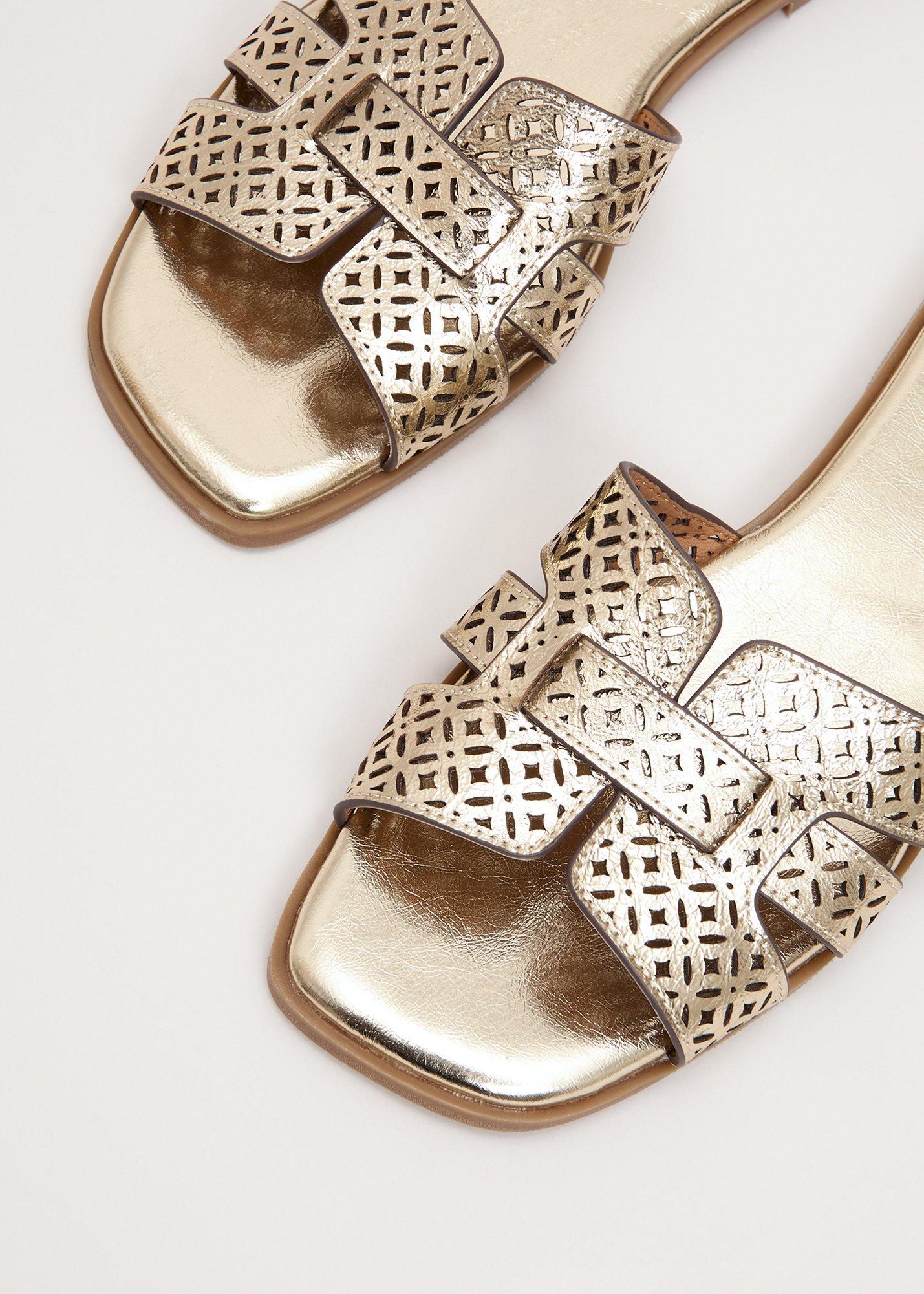 ${product-id}-Leather Cut Out Flat-Gold-${view-type}