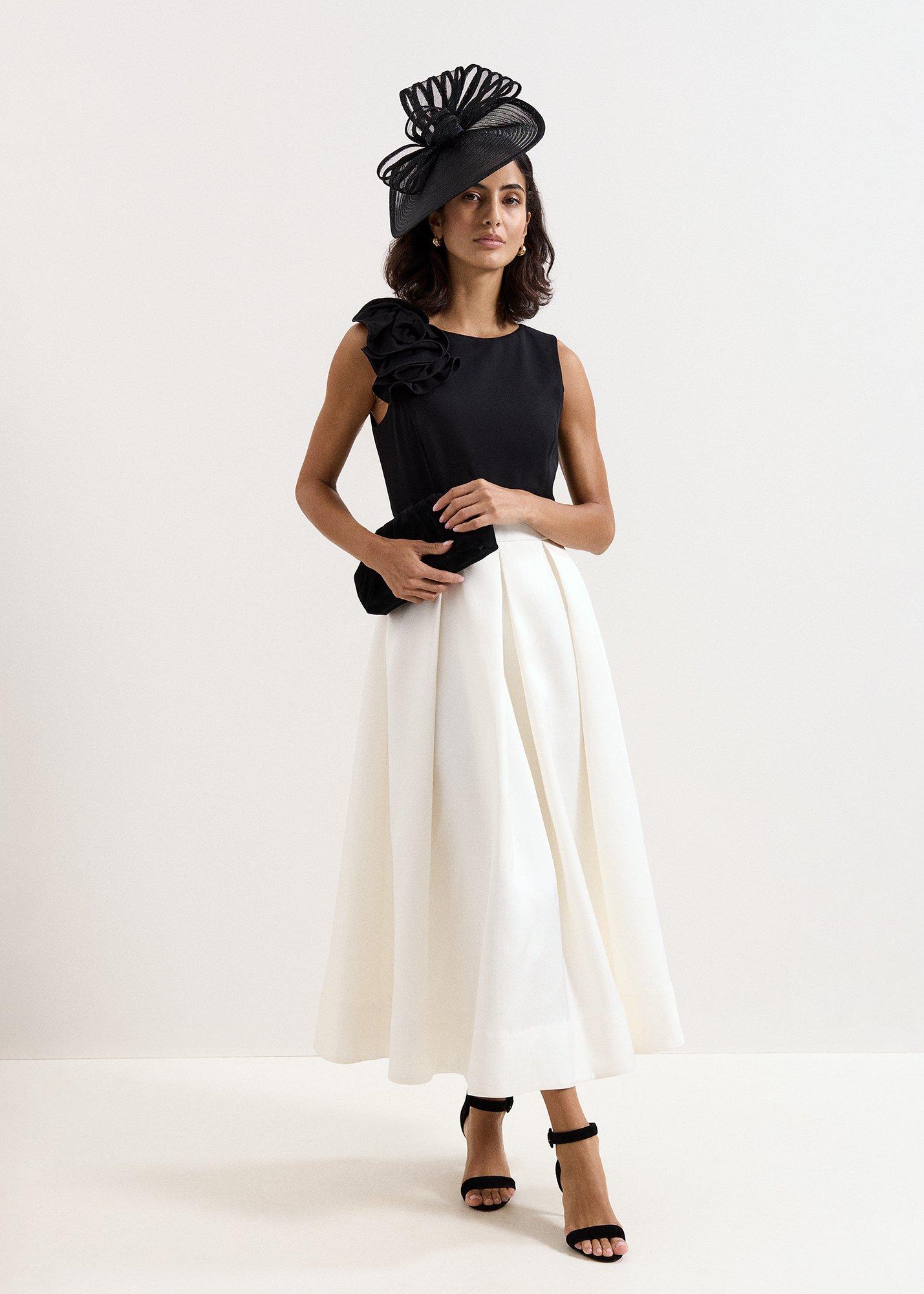 ${product-id}-Striped Bow Freeform-Black-${view-type}