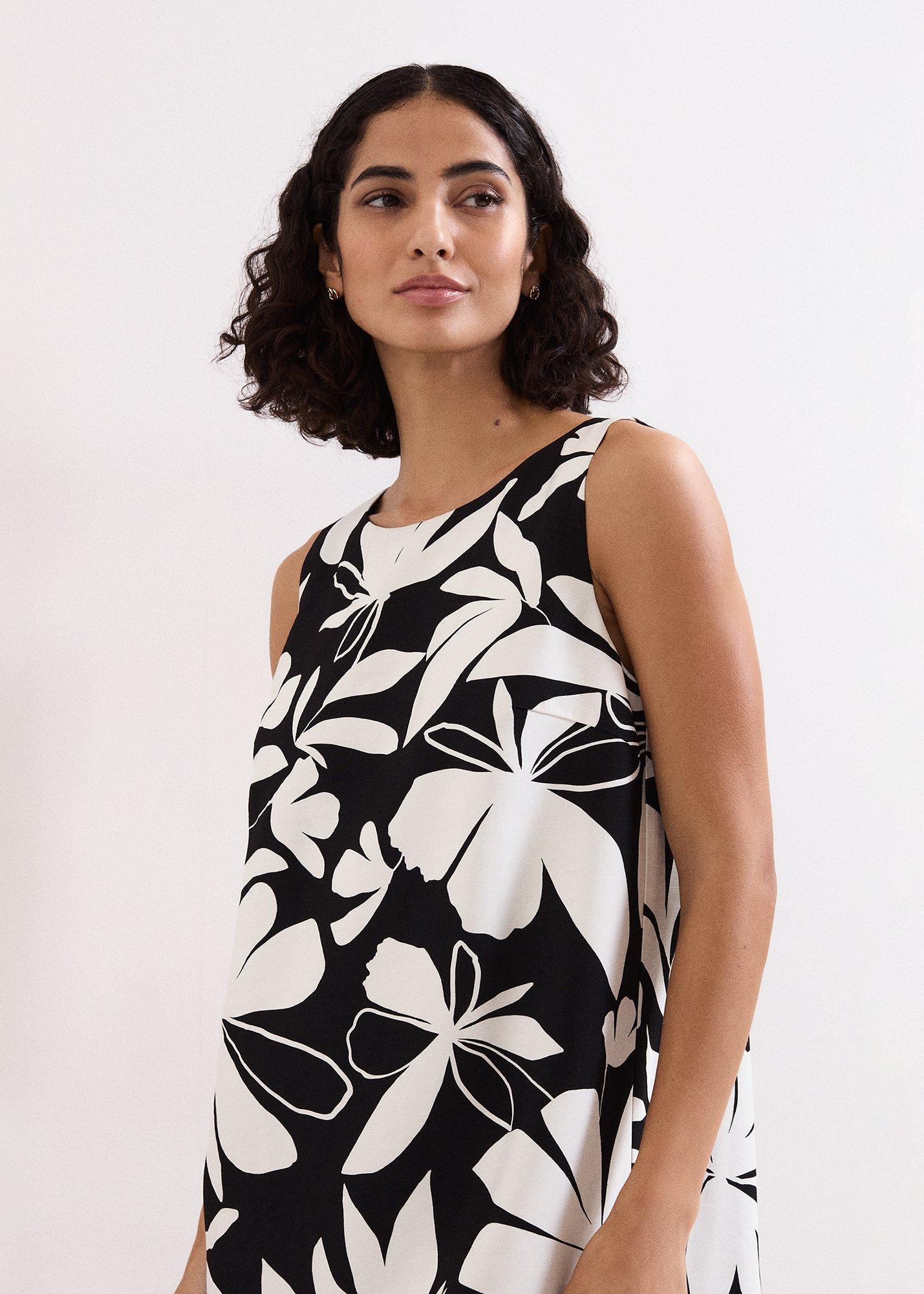 ${product-id}--Black/Ivory-${view-type}