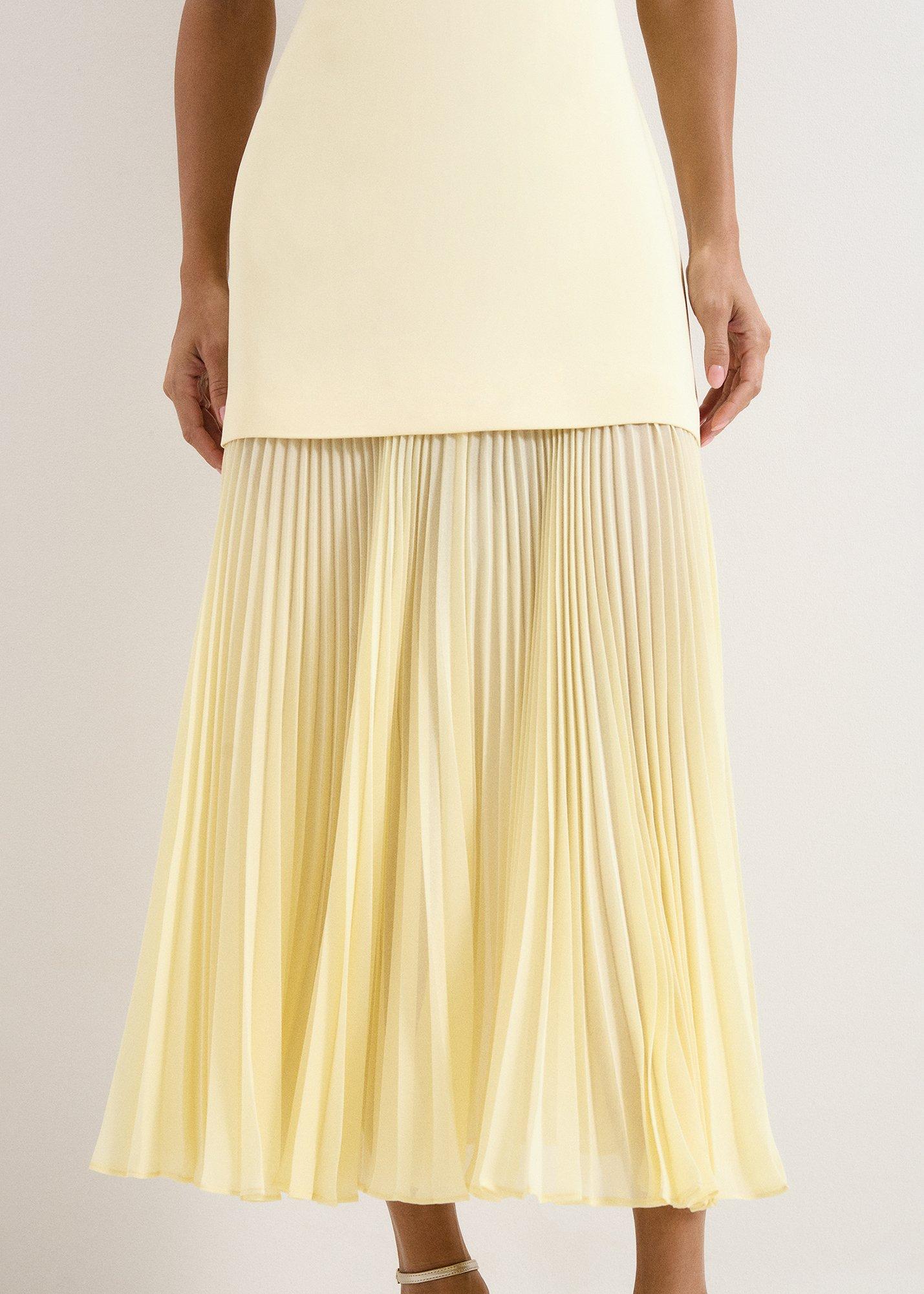 ${product-id}--Pale Yellow-${view-type}