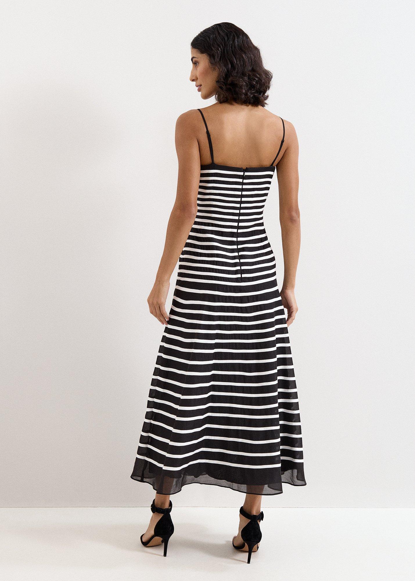 ${product-id}--Black/Ivory-${view-type}