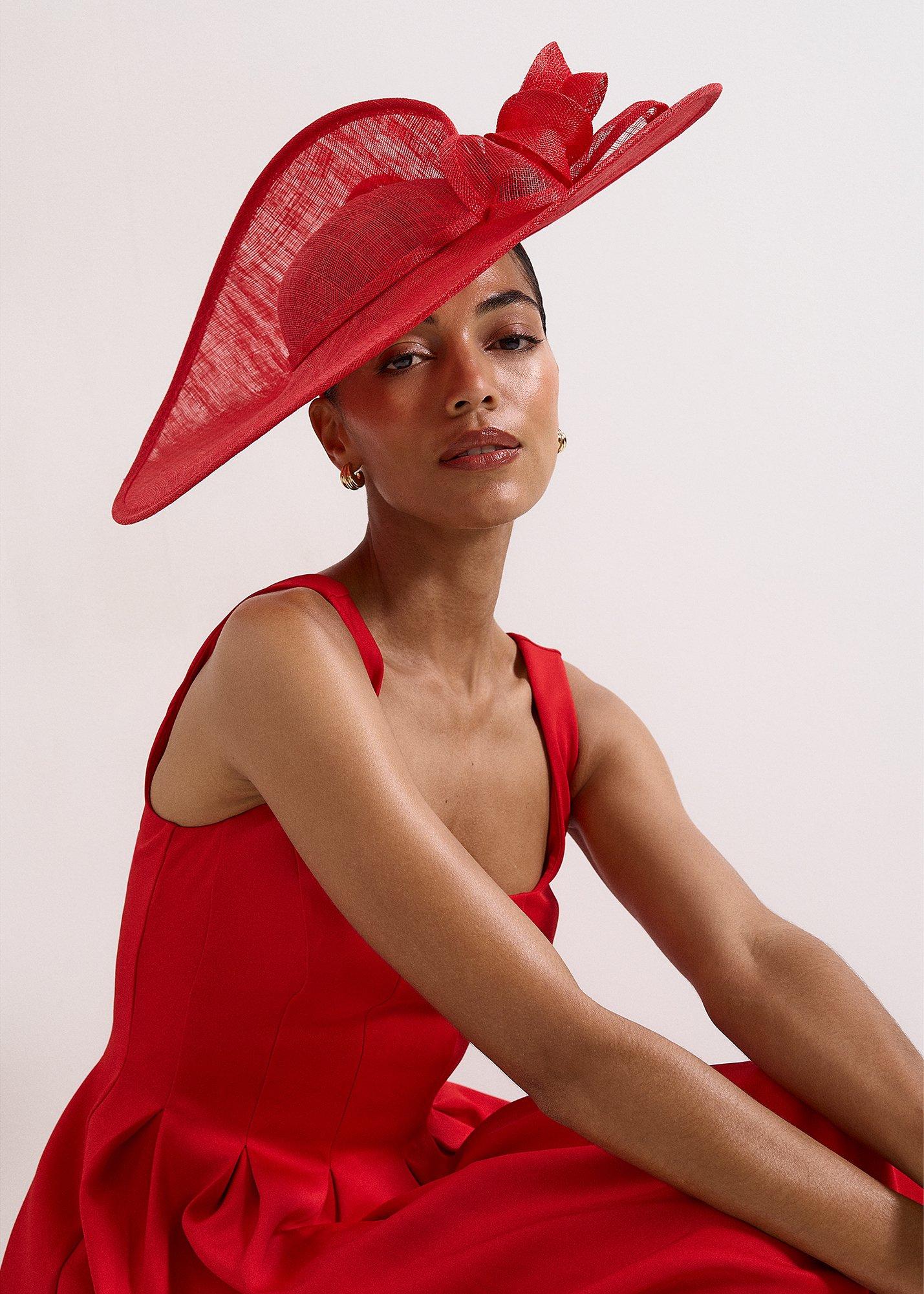 Twist Back Statement Disc Fascinator