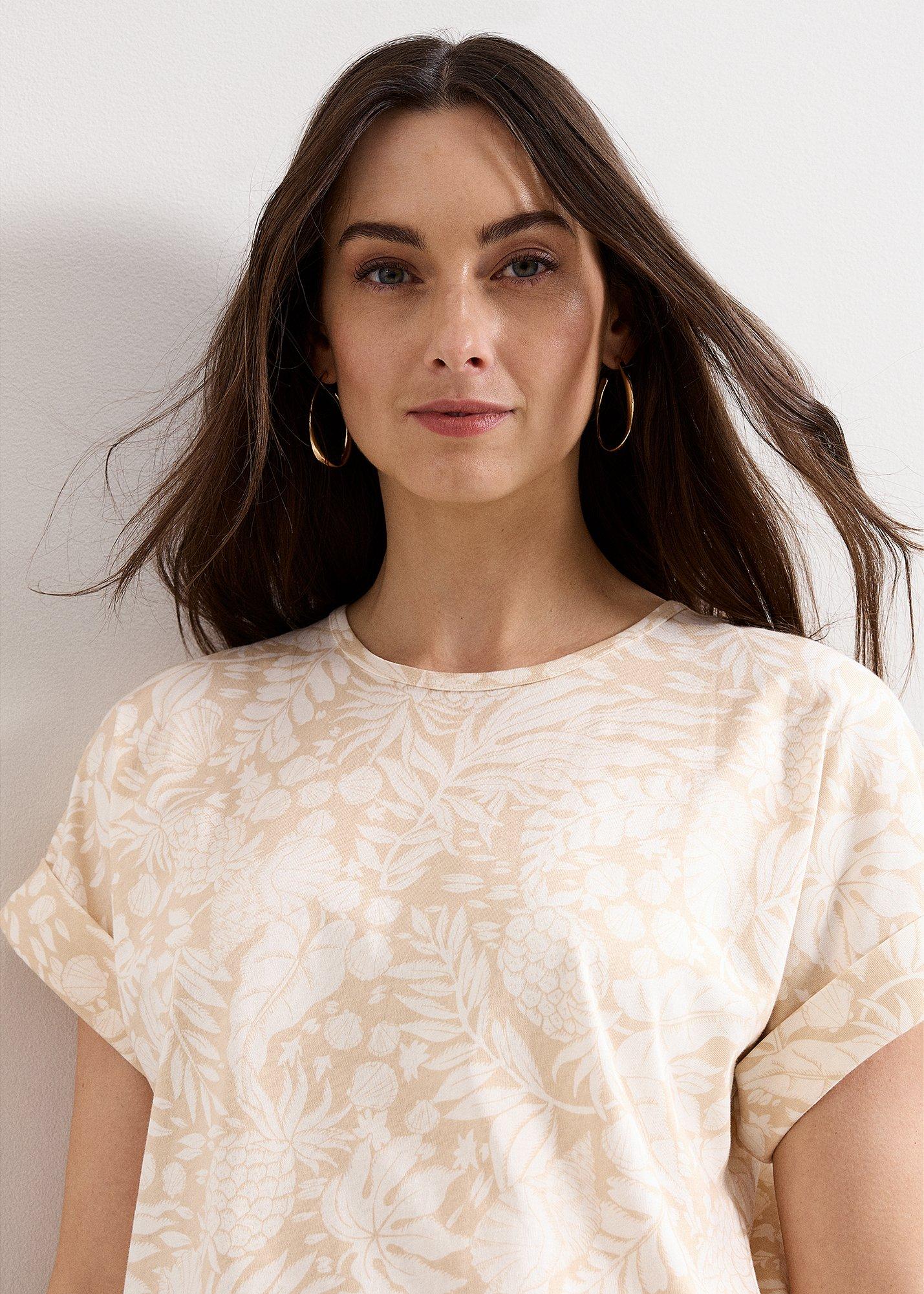 ${product-id}-Kayla Neutral TShirt-Neutral-${view-type}