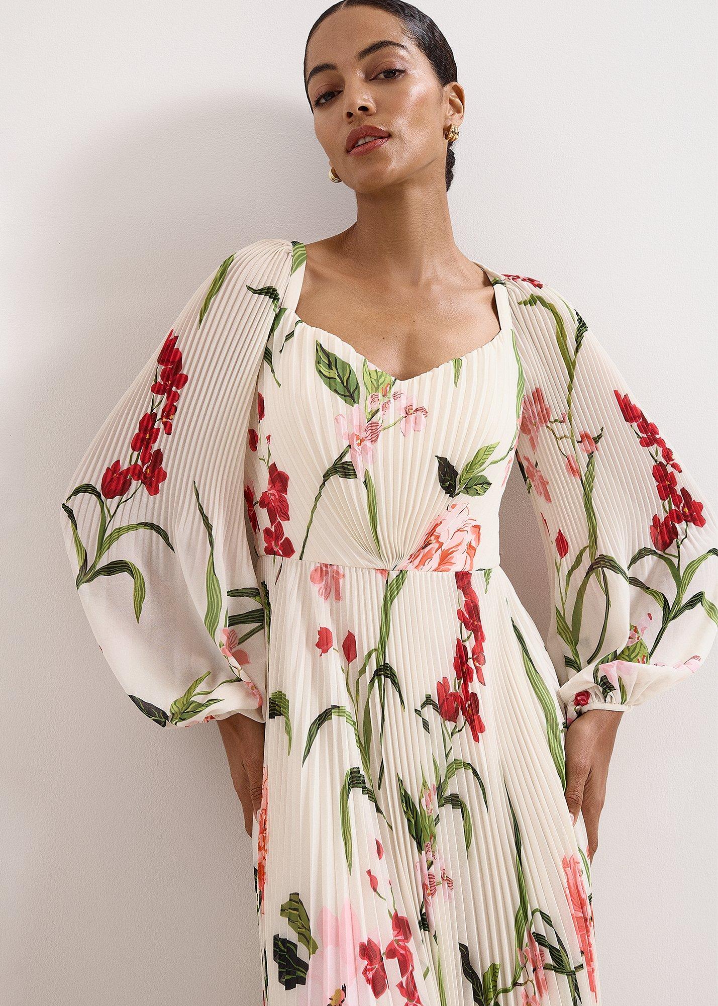 Petite Reanna Floral Pleated Maxi Dress