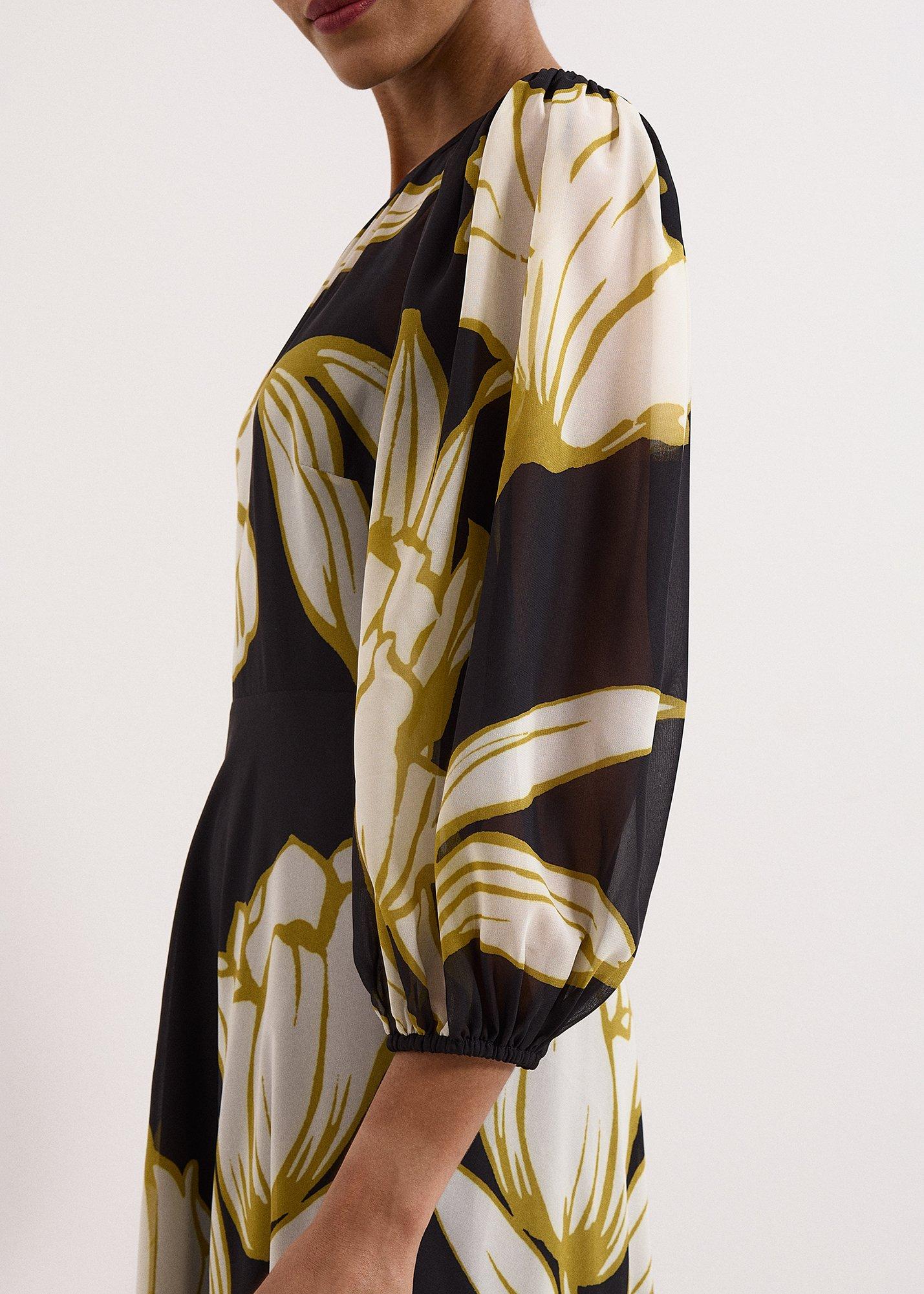 eve-floral-printed-maxi-dress