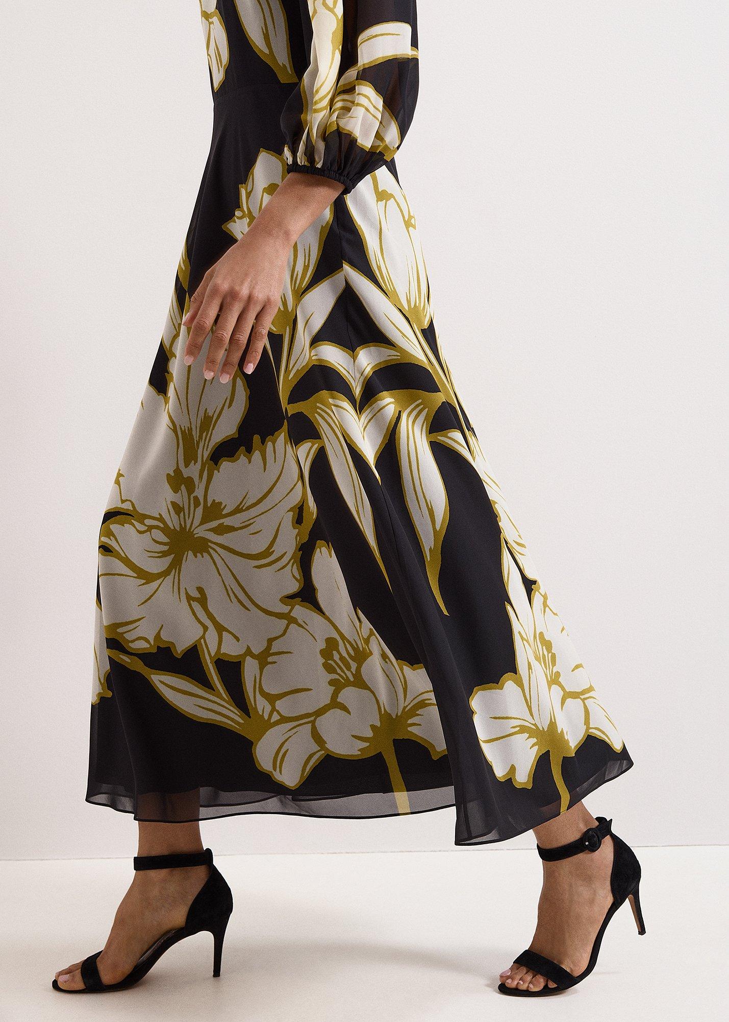 petite-eve-floral-printed-maxi-dress