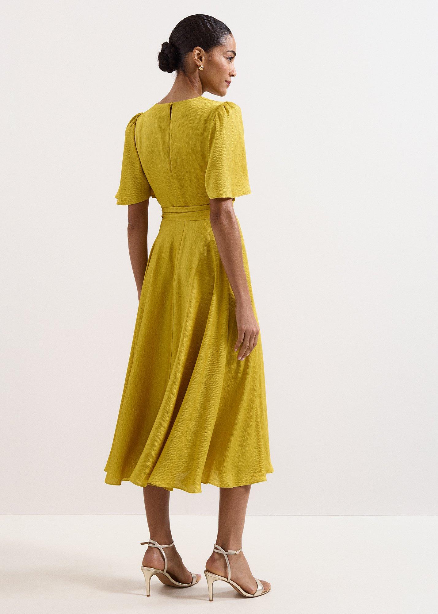 Petite Abbie Textured Wrap Dress