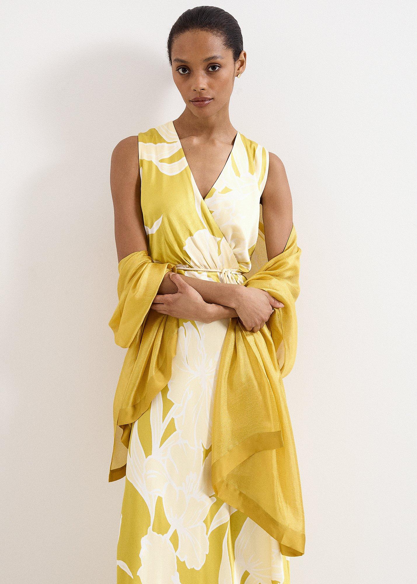 satin-trim-scarf
