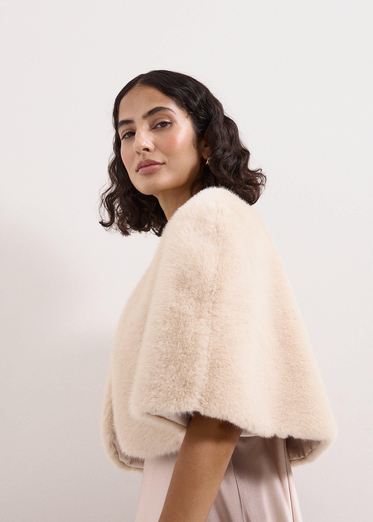 faux-fur-stole