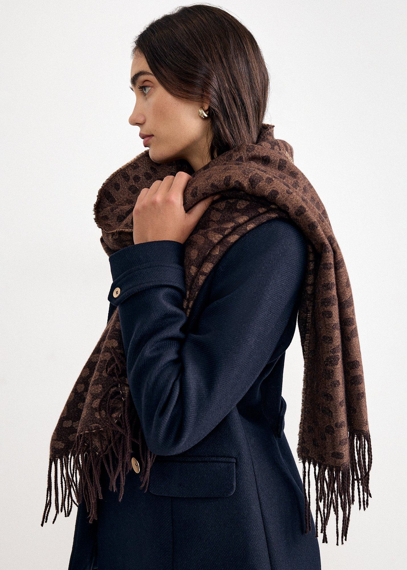 Irregular Spot Scarf