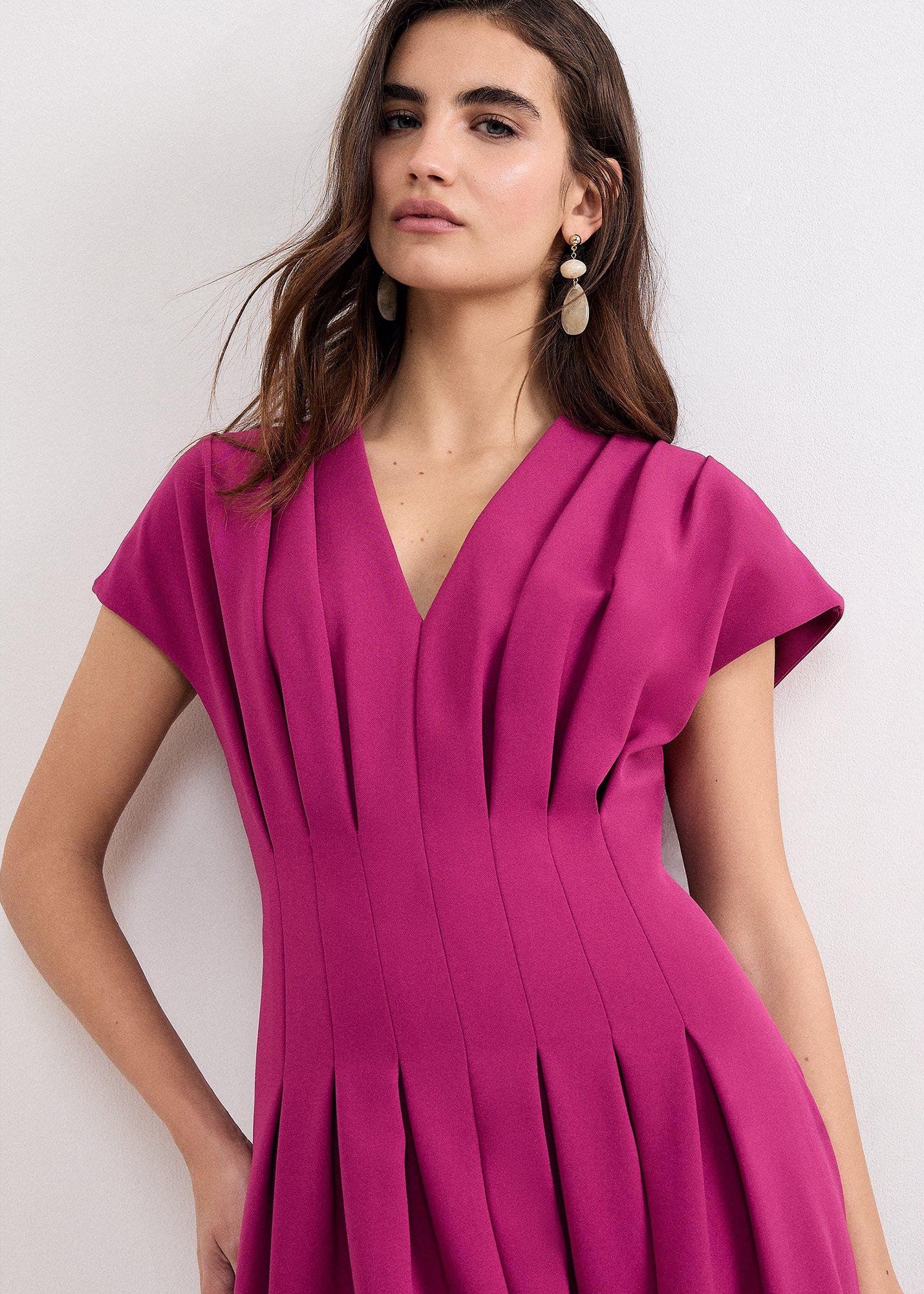 hanna-pleated-cap-sleeve-dress