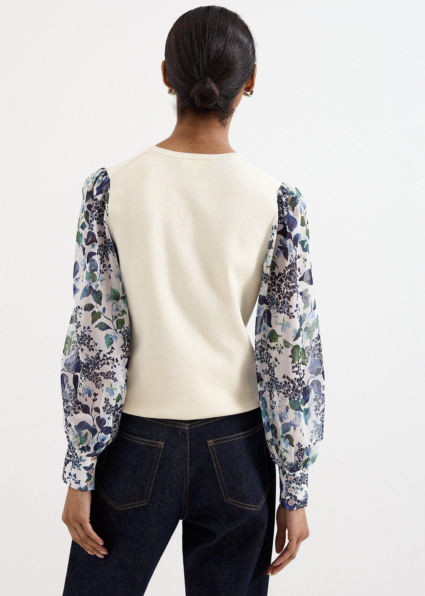 Shiloh Woven Sleeve Printed Top