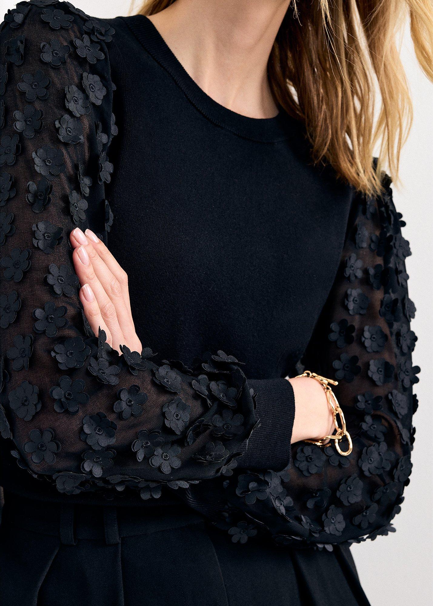 auren-floral-applique-sleeved-jumper