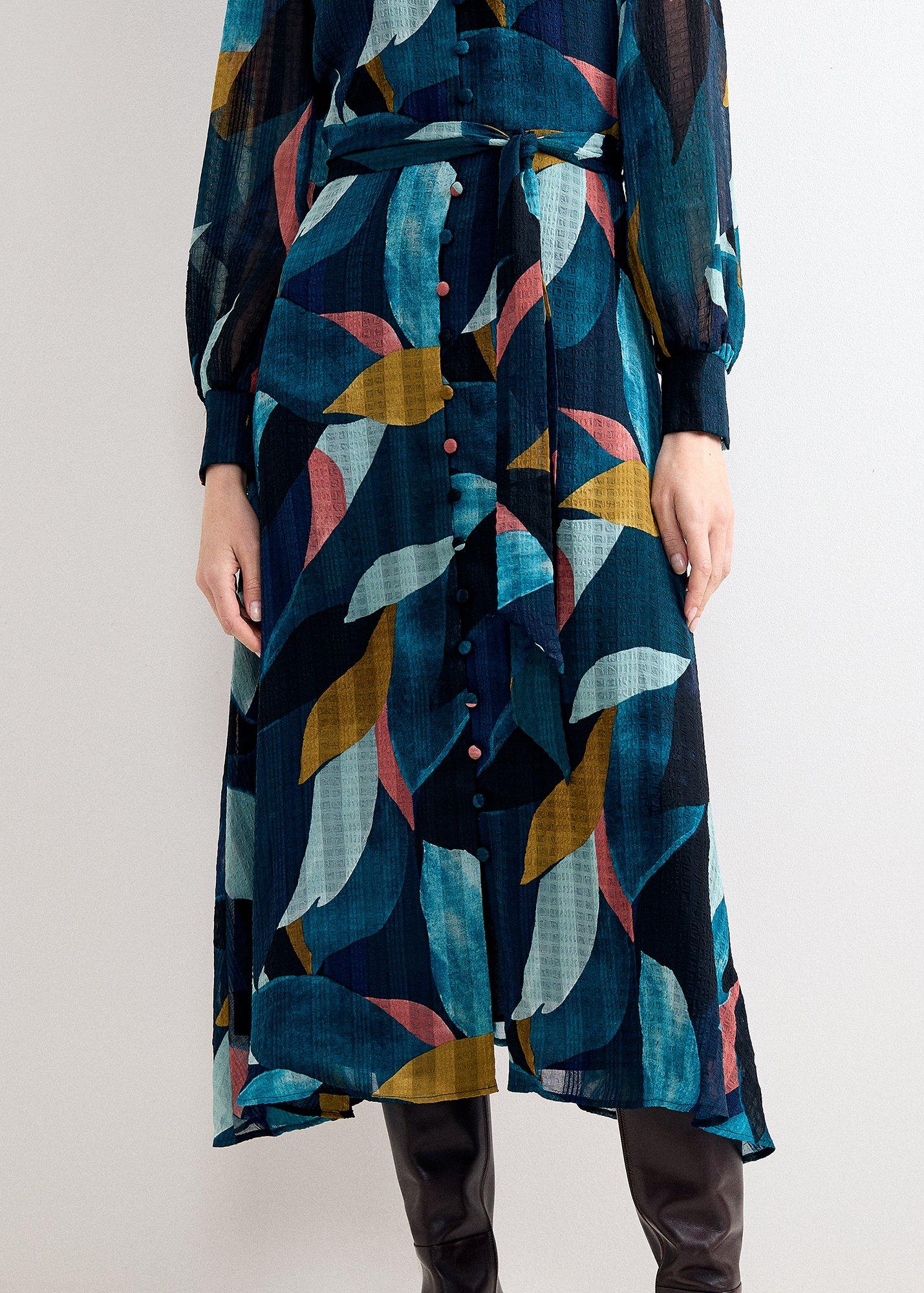 petite-catalina-abstract-petal-print-shirt-dress