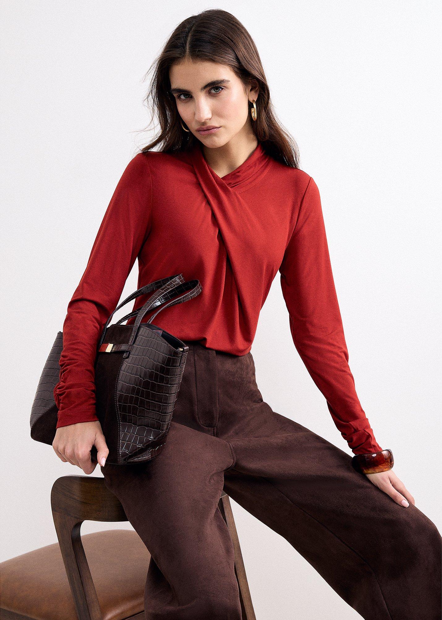 Argy Twist Neck Top
