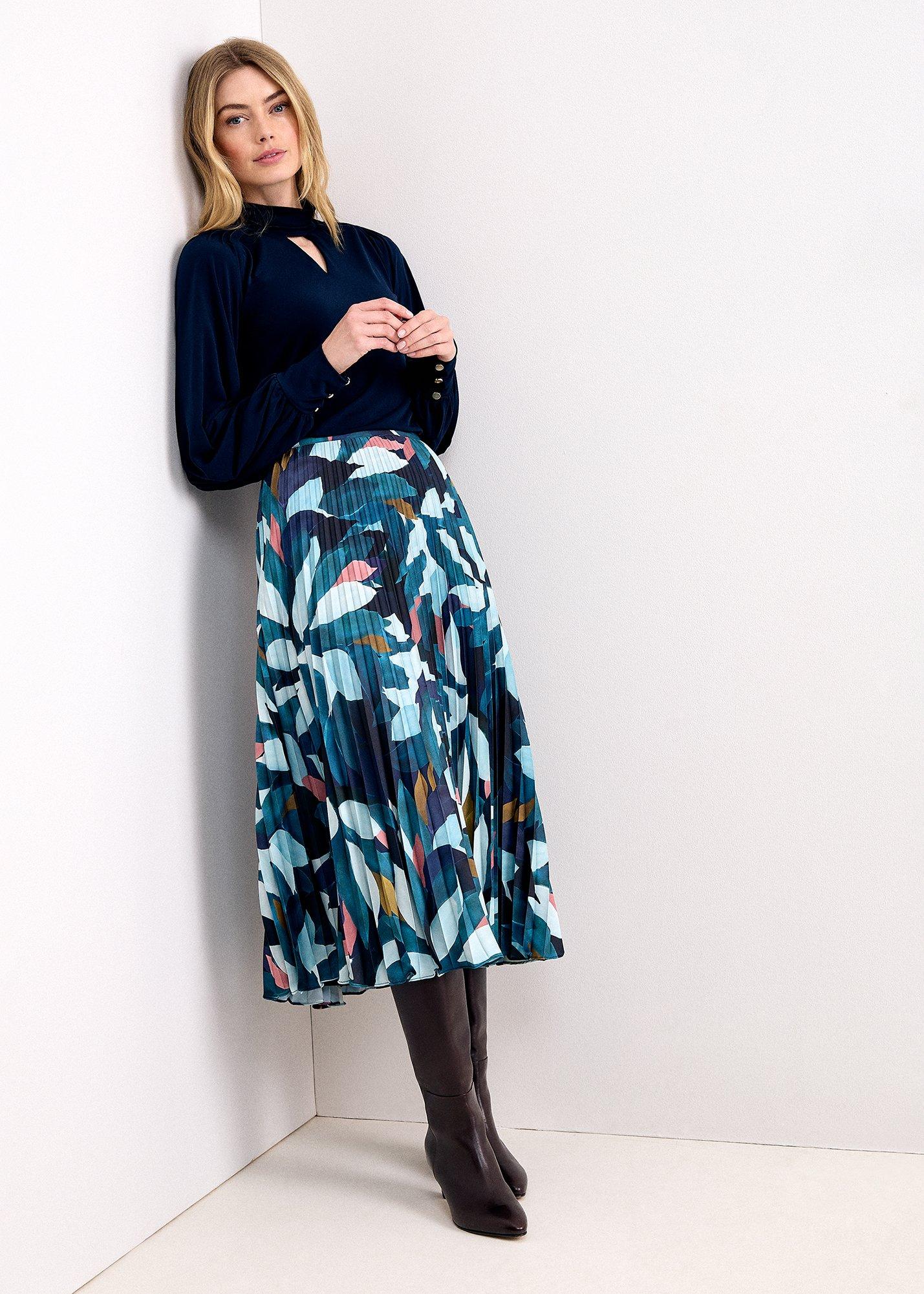 Petite Ebony Printed Pleated Midi Skirt