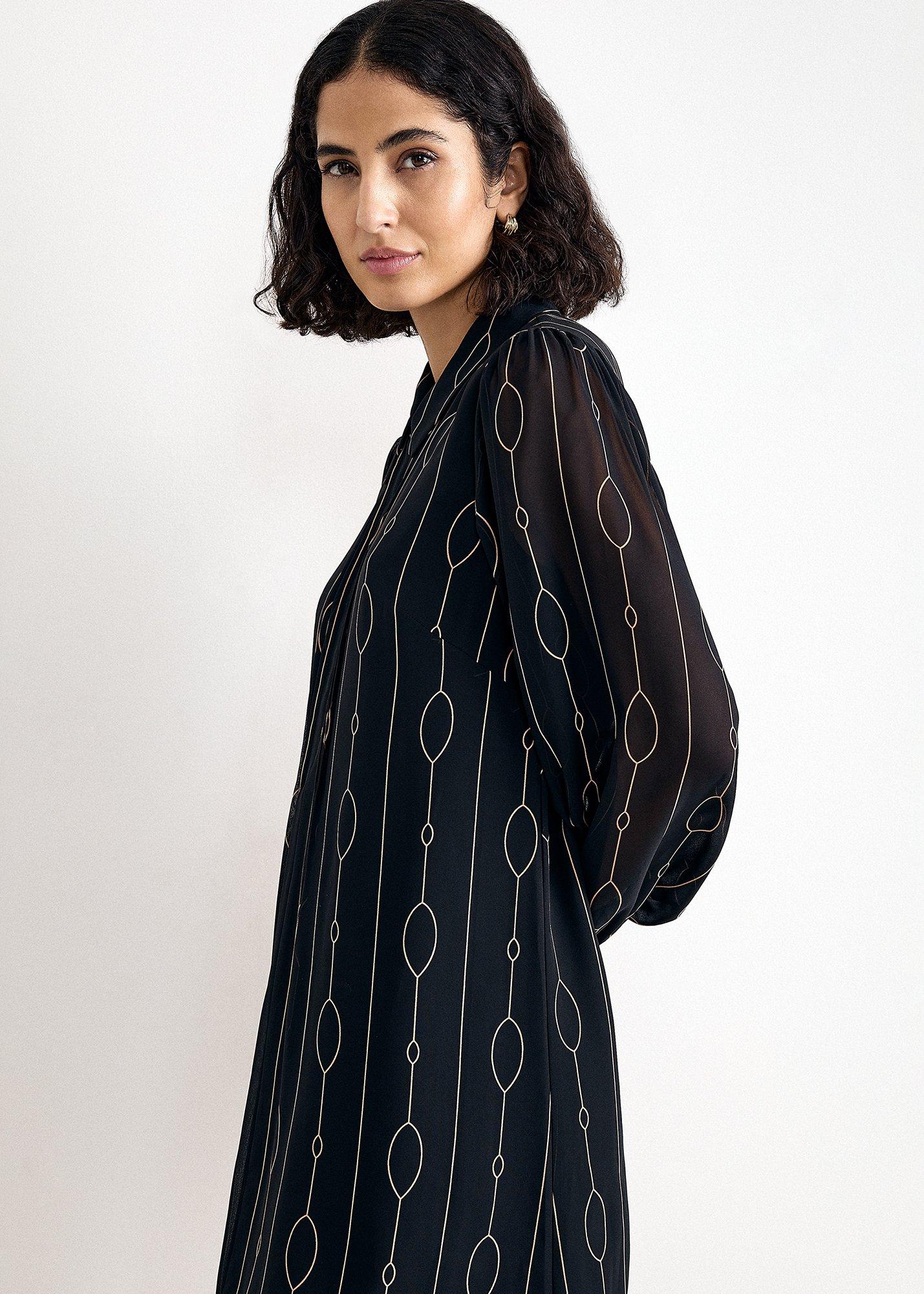 candice-linear-print-dress