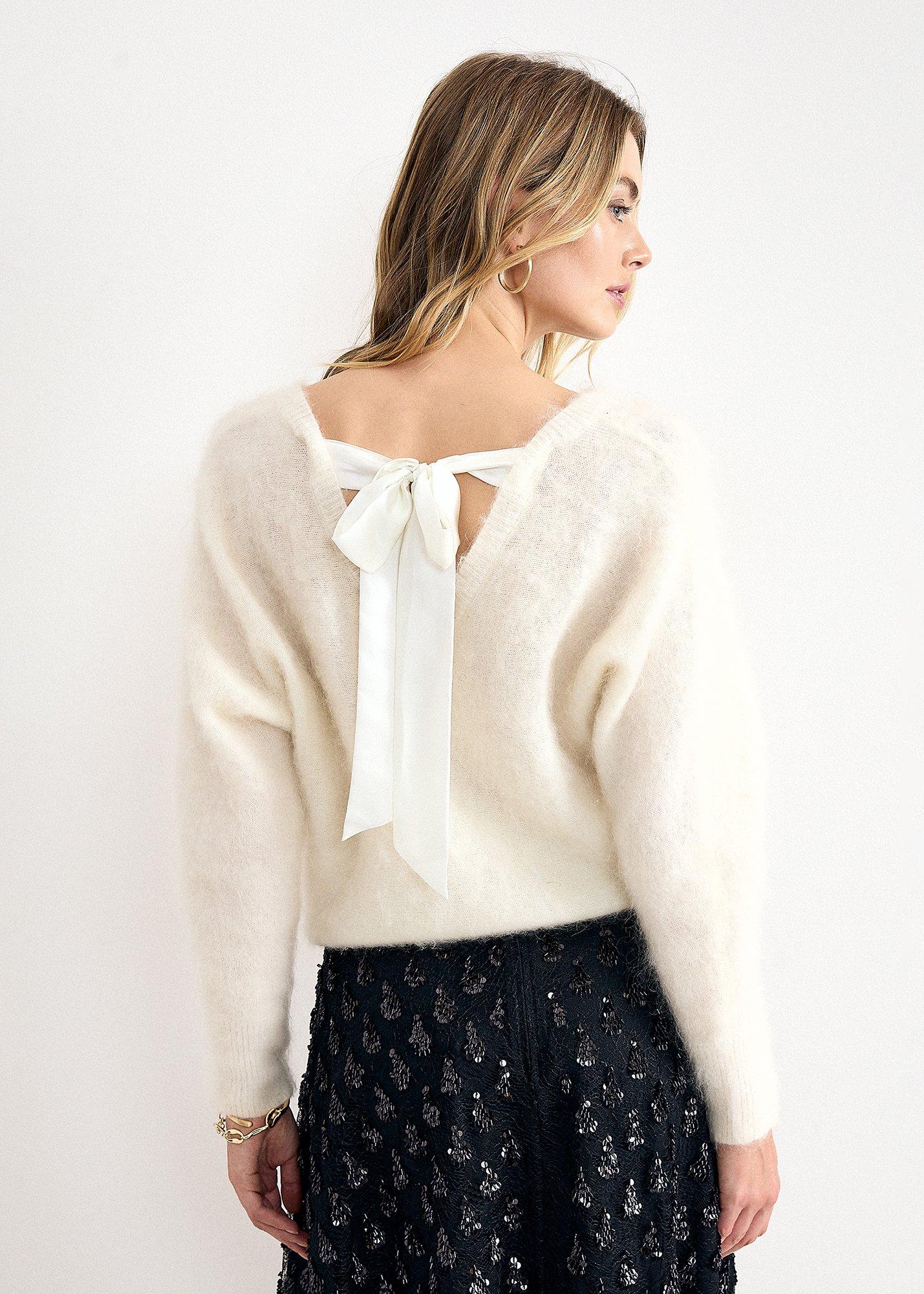 Pamela Mohair V-Neck Jumper
