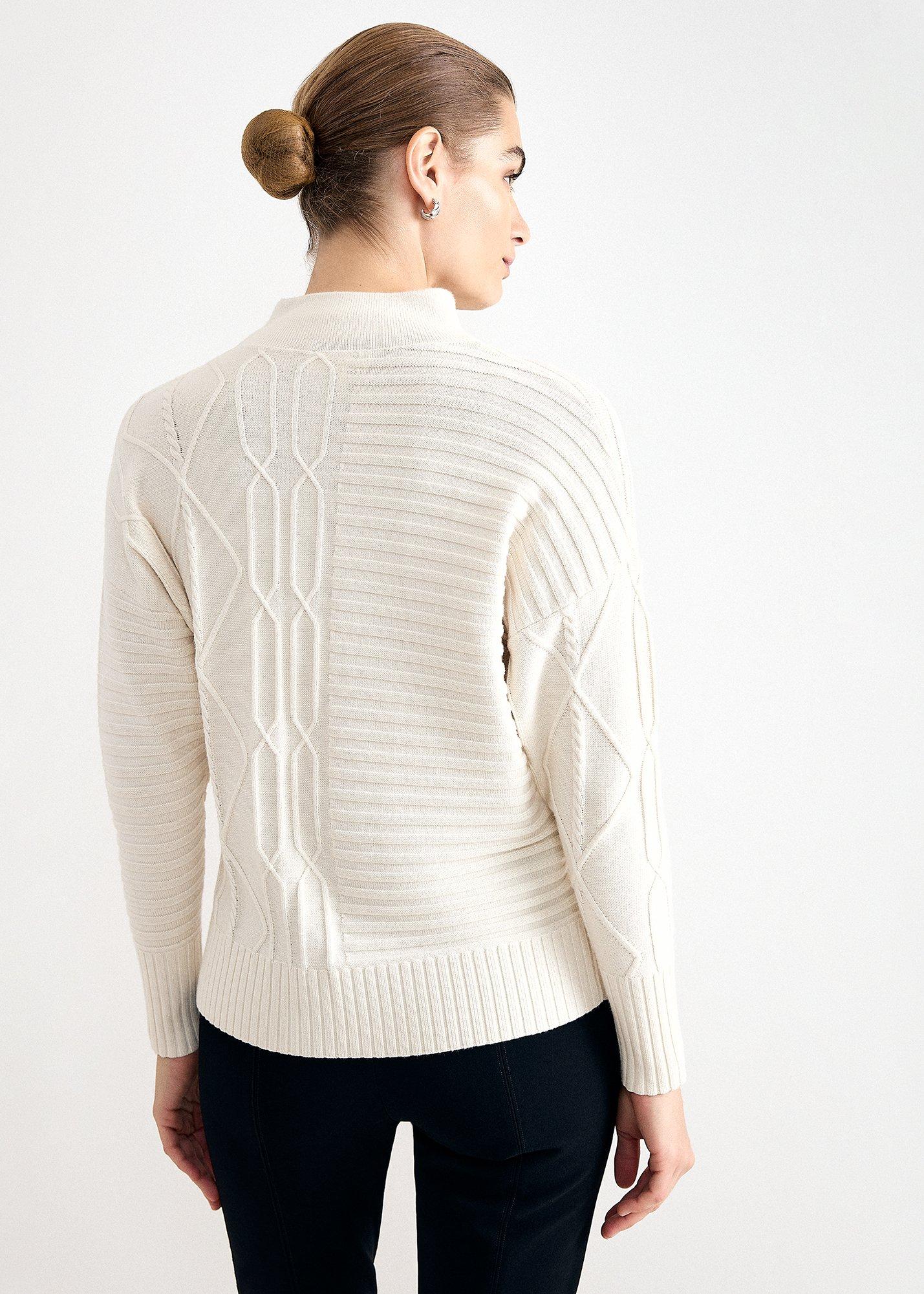 Zinnia Cable Jumper