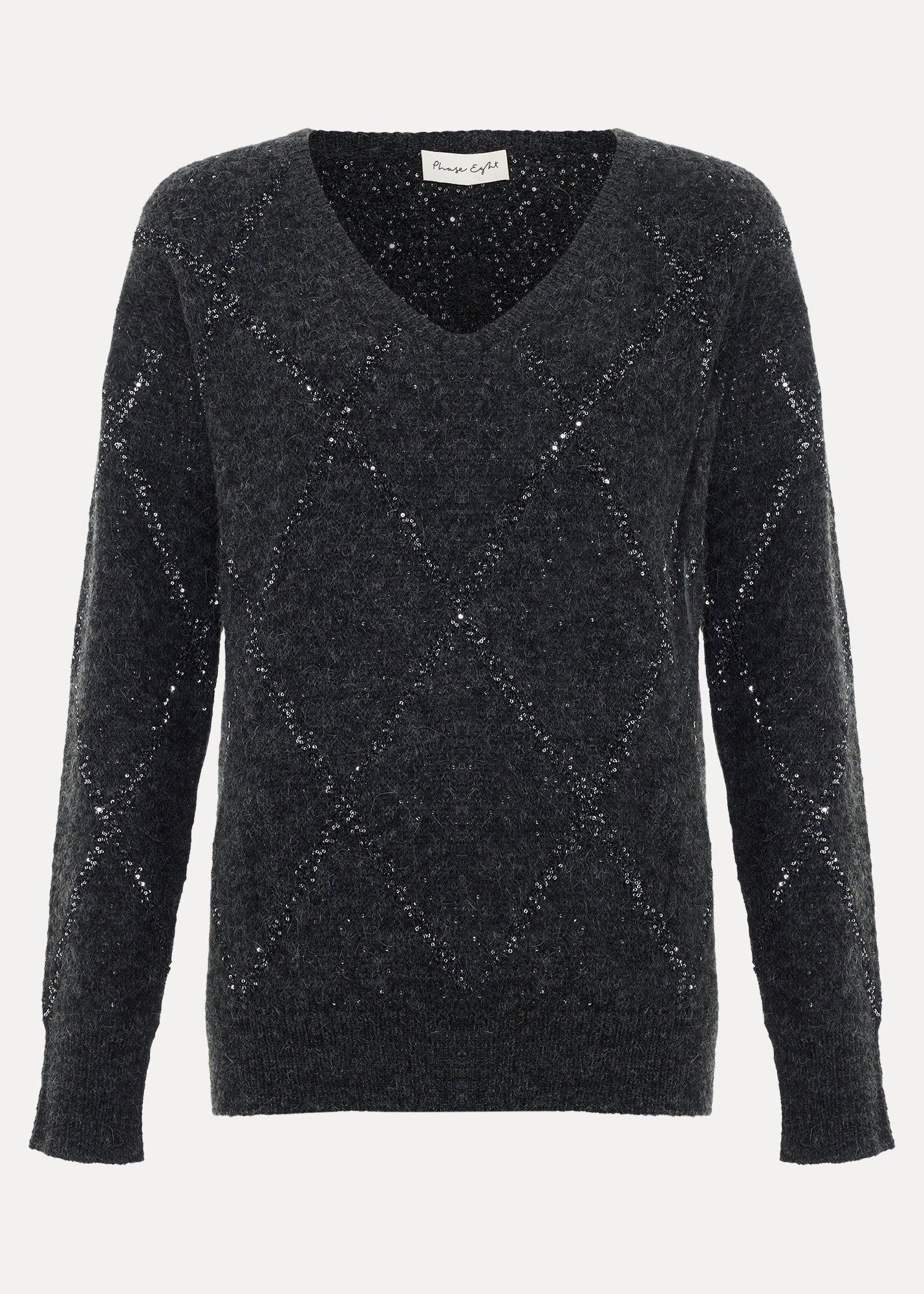 fenia-alpaca-blend-diamond-v-neck-jumper