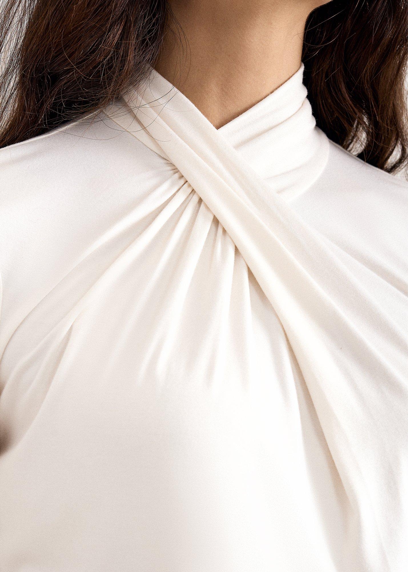 argy-twist-neck-top