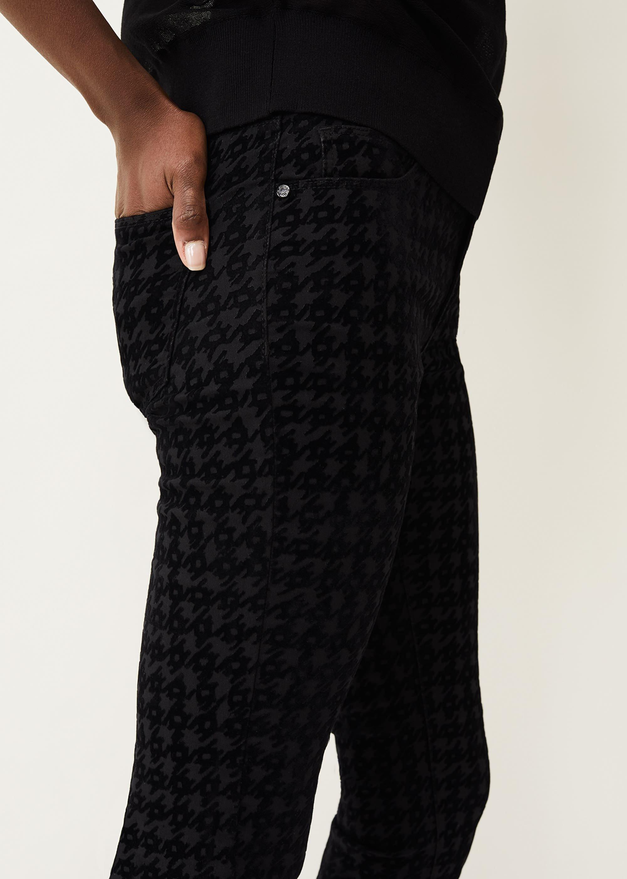 Sabine Dog Tooth Flock Jean