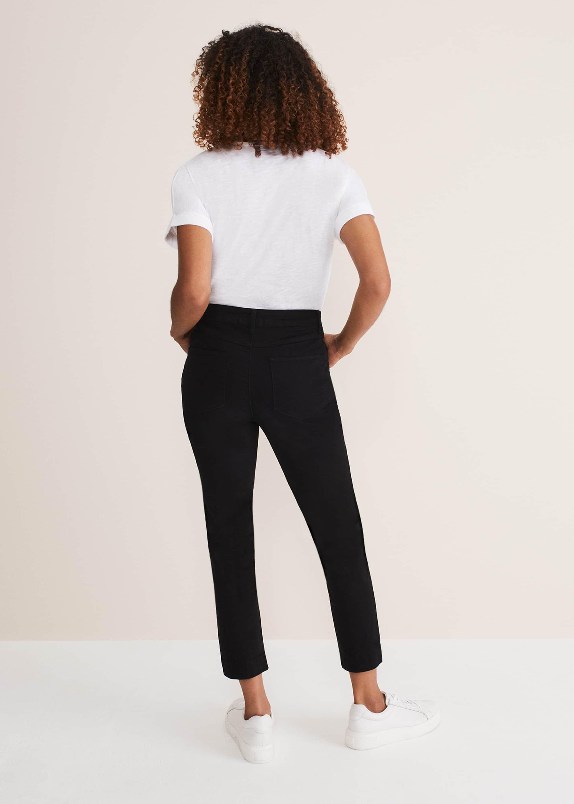 Ocha Straight Leg Jeans Short