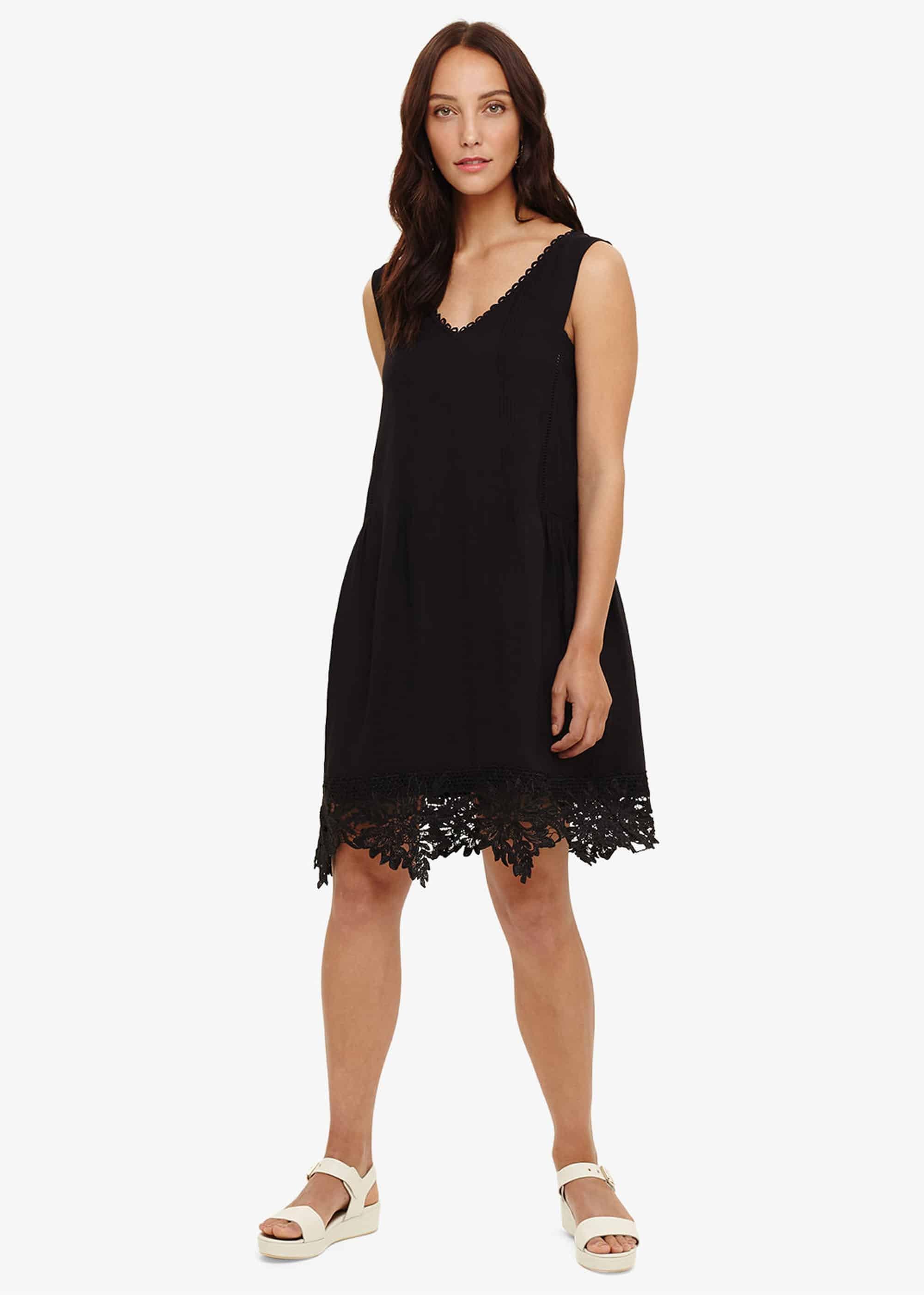 Prim Lace Dress