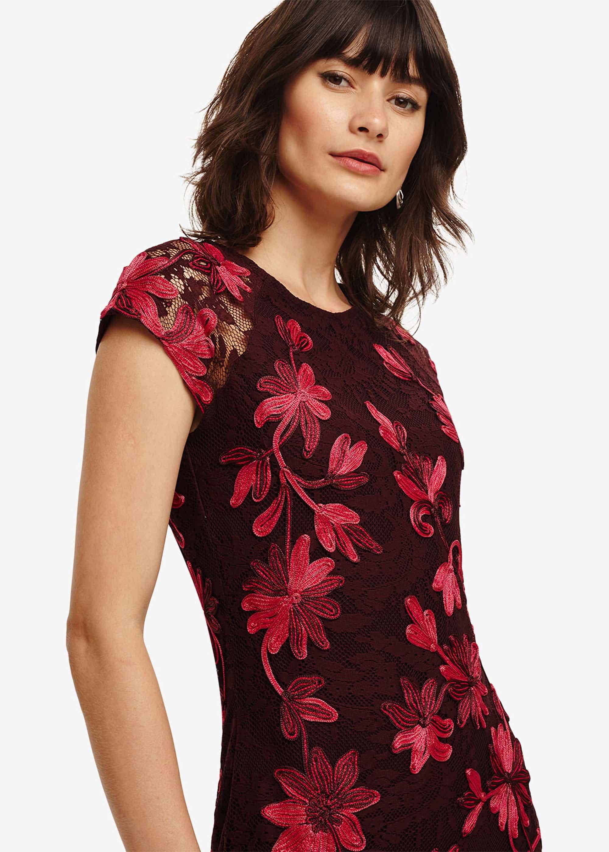 Chrissy Tapework Lace Dress