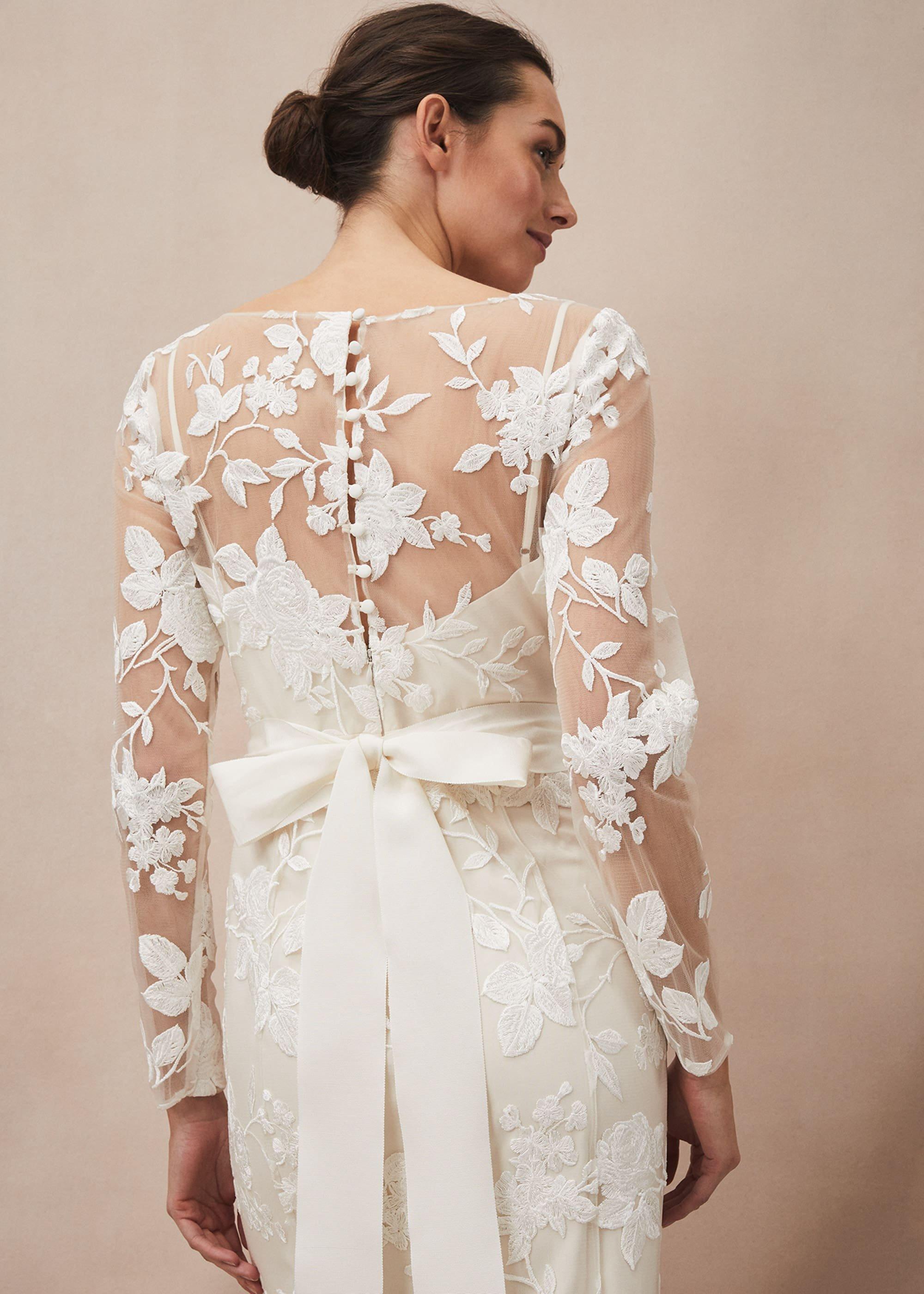 Saffron Lace Wedding Dress