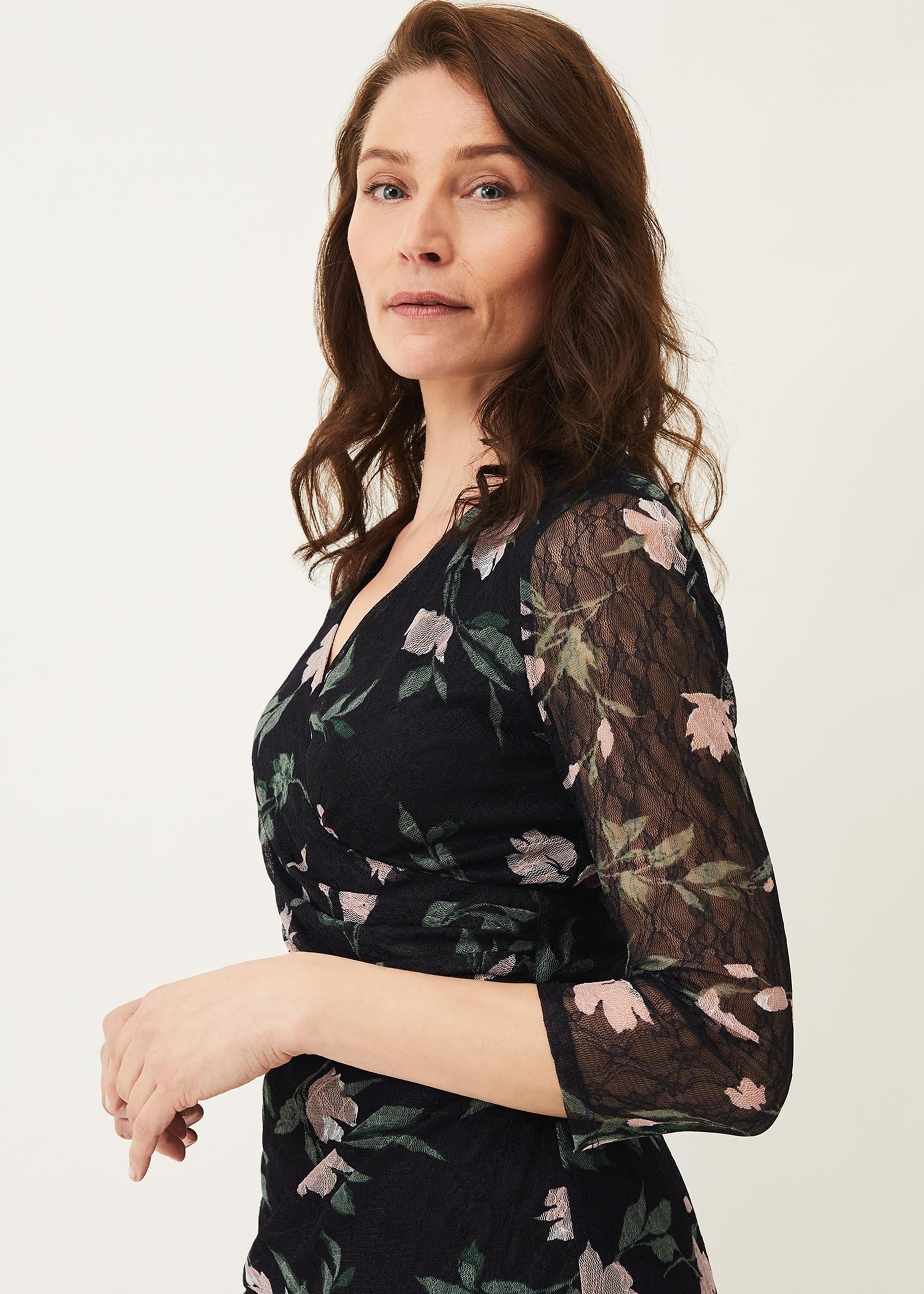 Leigh-Ann Lace Sleeved Dress