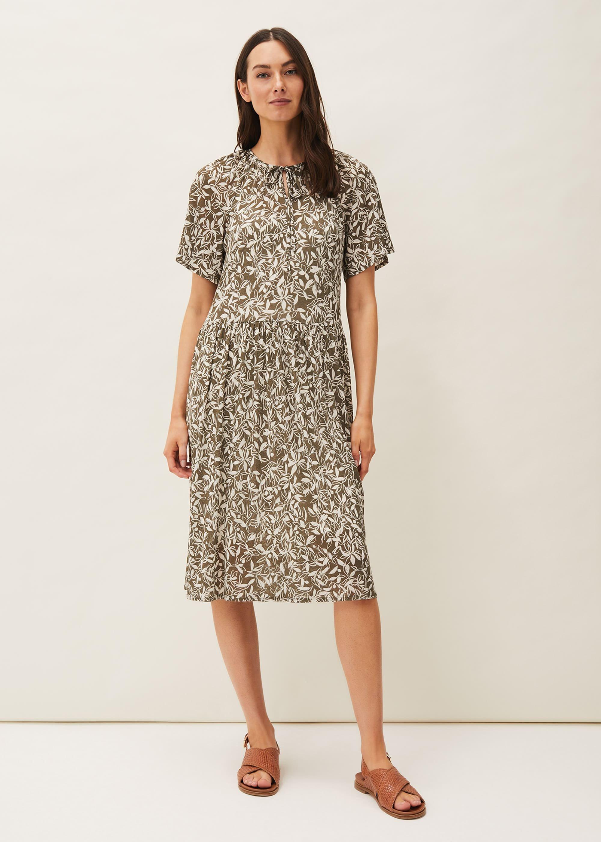 Jemmy Leaf Print Swing Dress