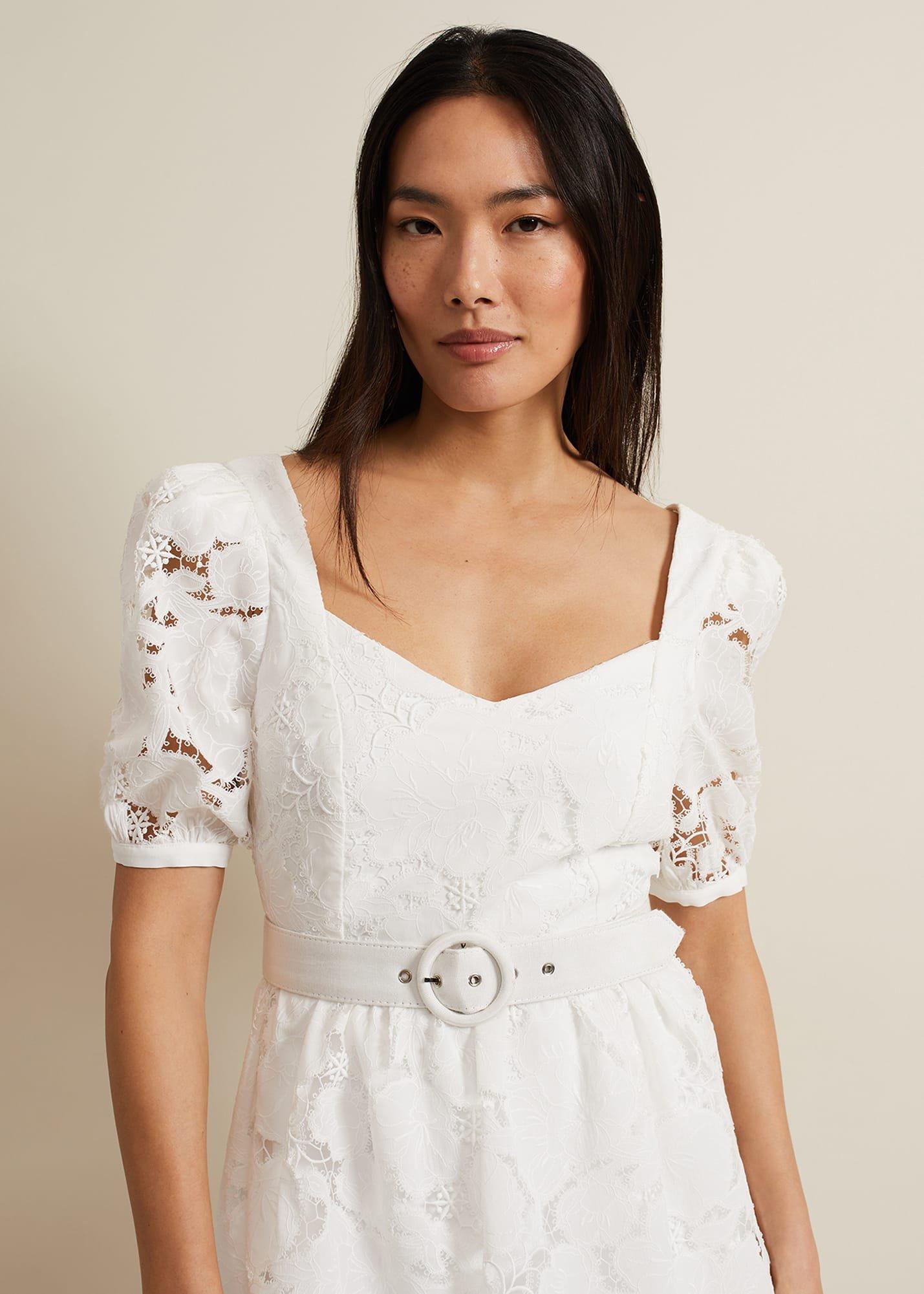 Elyse Lace Tiered Wedding Dress
