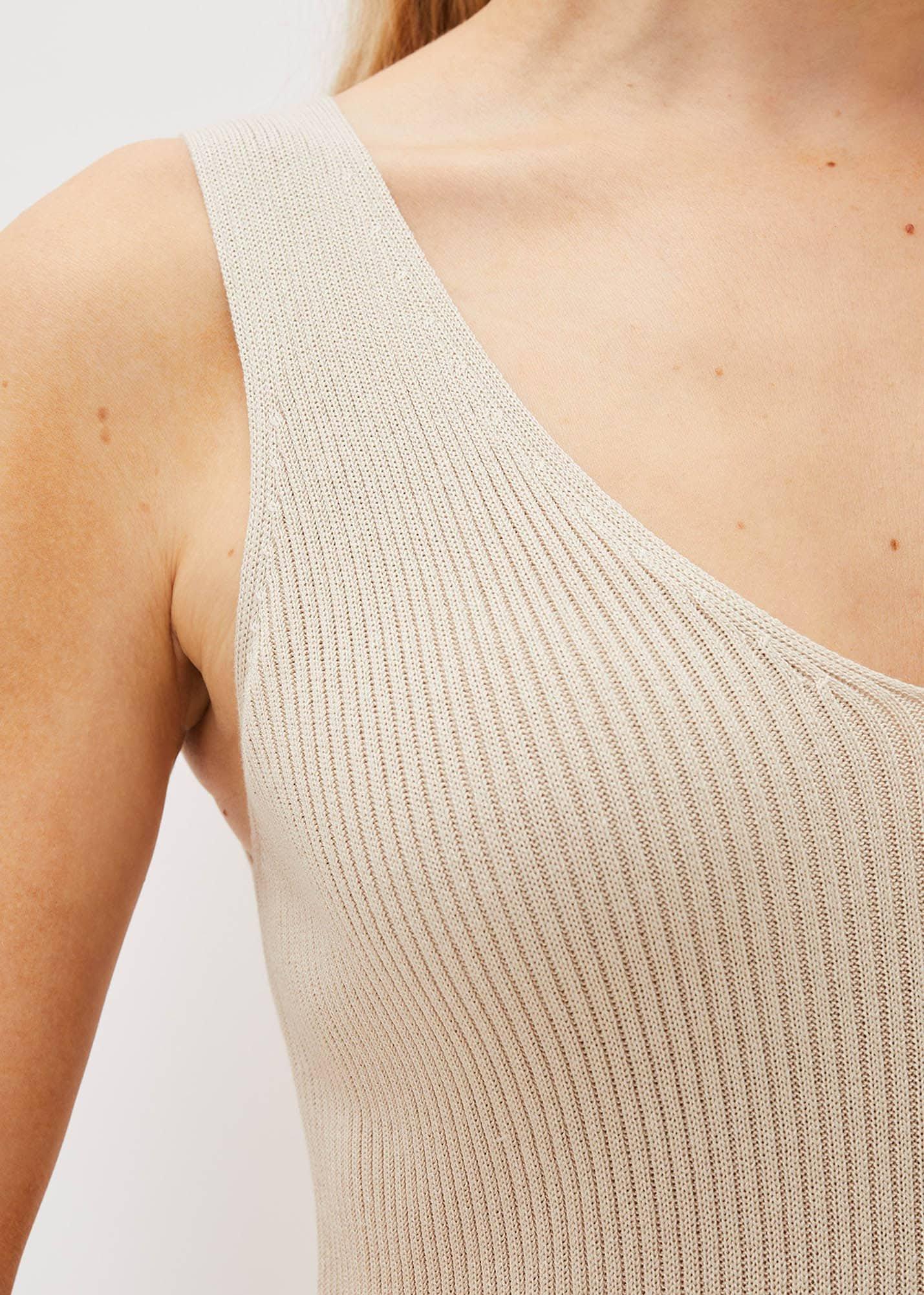 Lindan Ribbed Knit Midi Dress