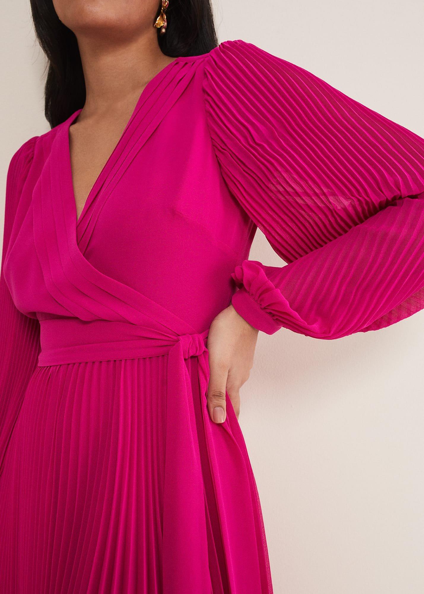 petite-petra-pleat-dress