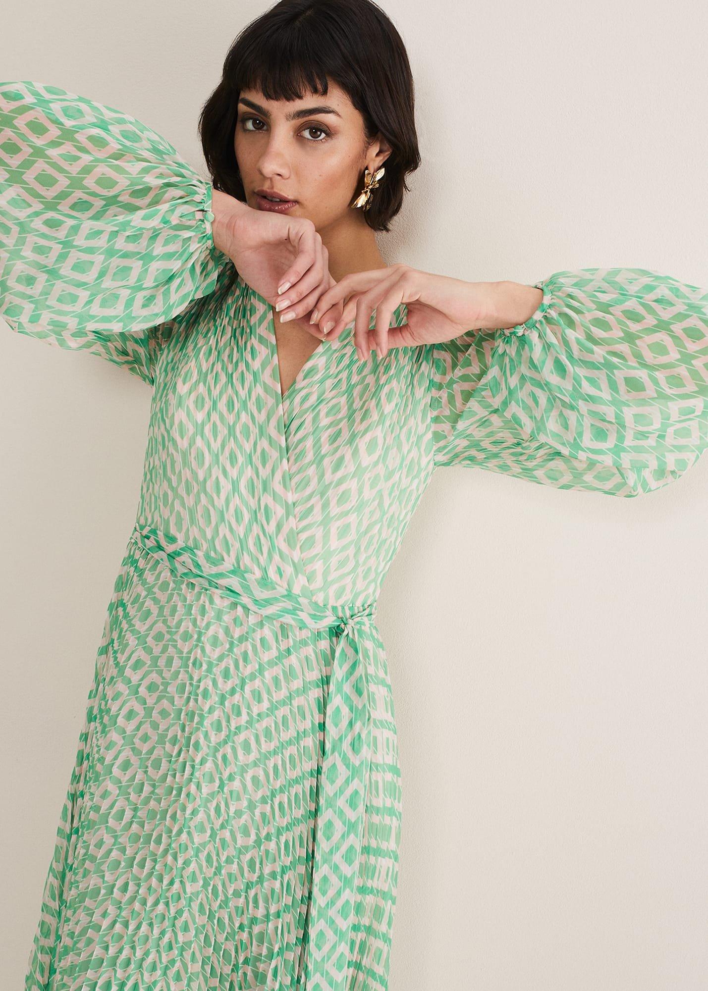 Roxanna Pleated Diamond Maxi Dress