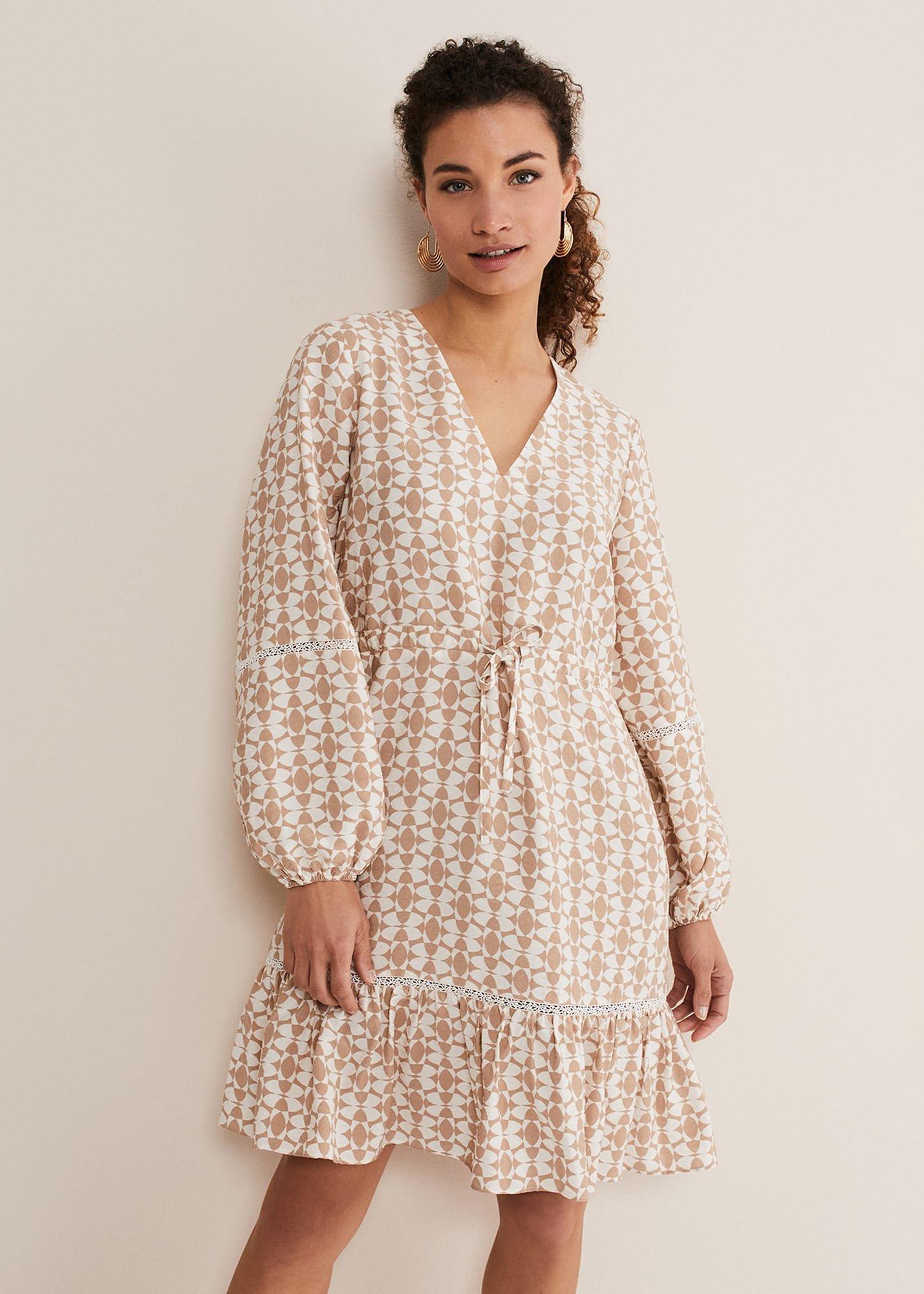 kesia-geo-print-swing-dress